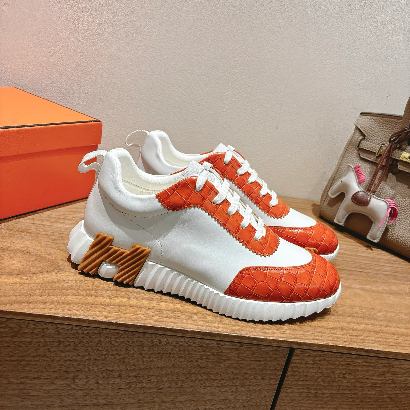 Кроссовки Женские Hermes 9915100