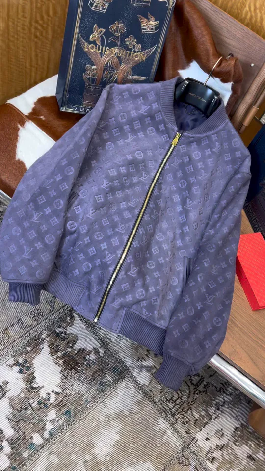 Куртки И Пуховики Мужские Louis Vuitton 11182479