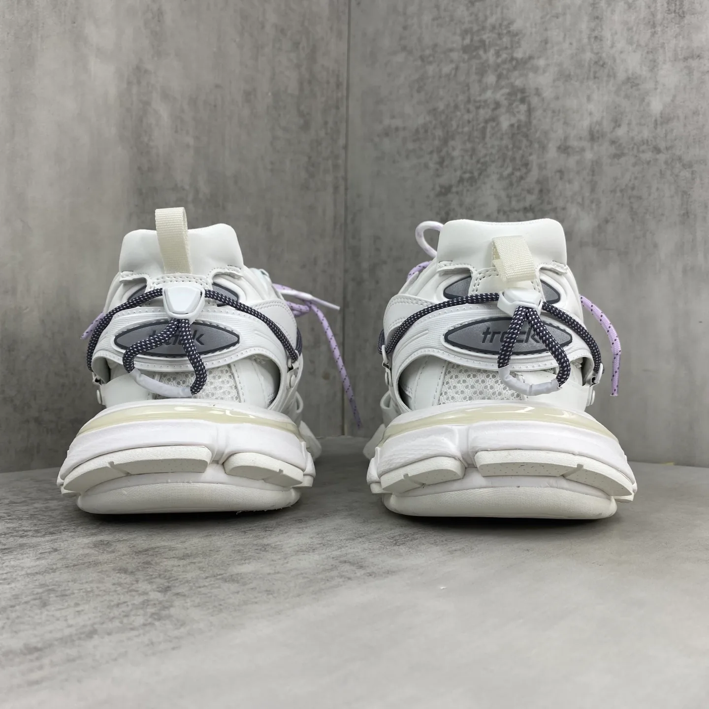 Кроссовки Женские Balenciaga 11705512
