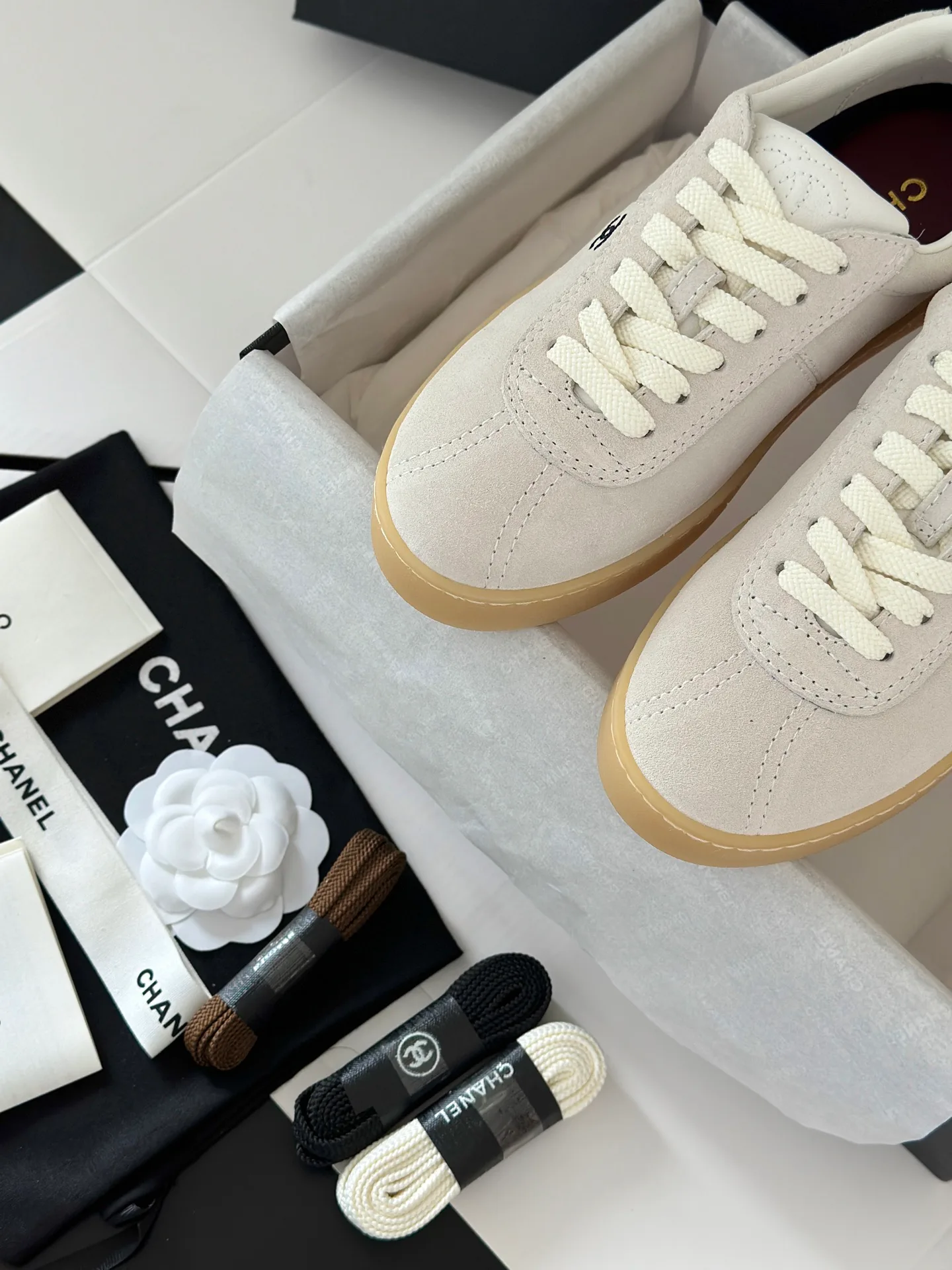 Кроссовки Женские Chanel 12798129