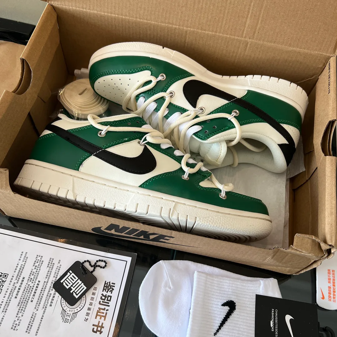 Кроссовки Женские Nike 36020