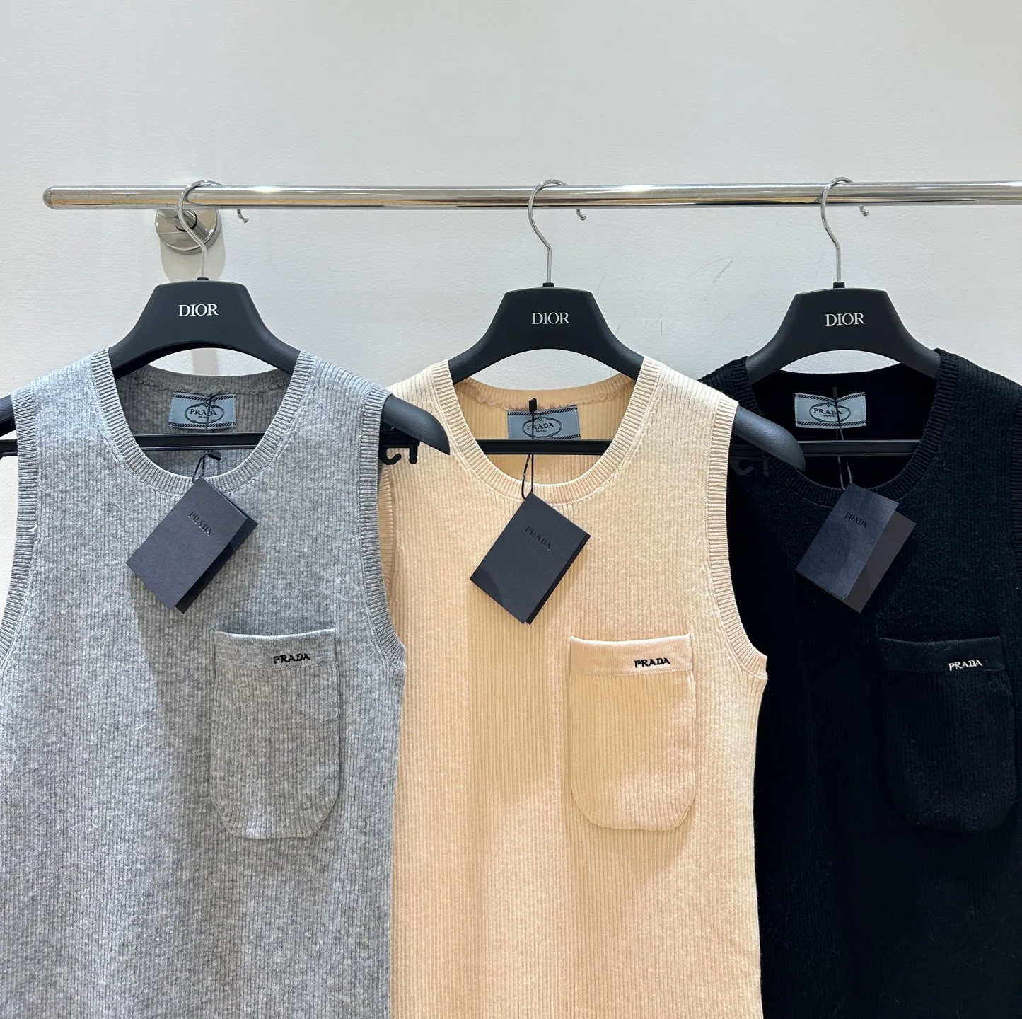 Платья Женские Prada 19129