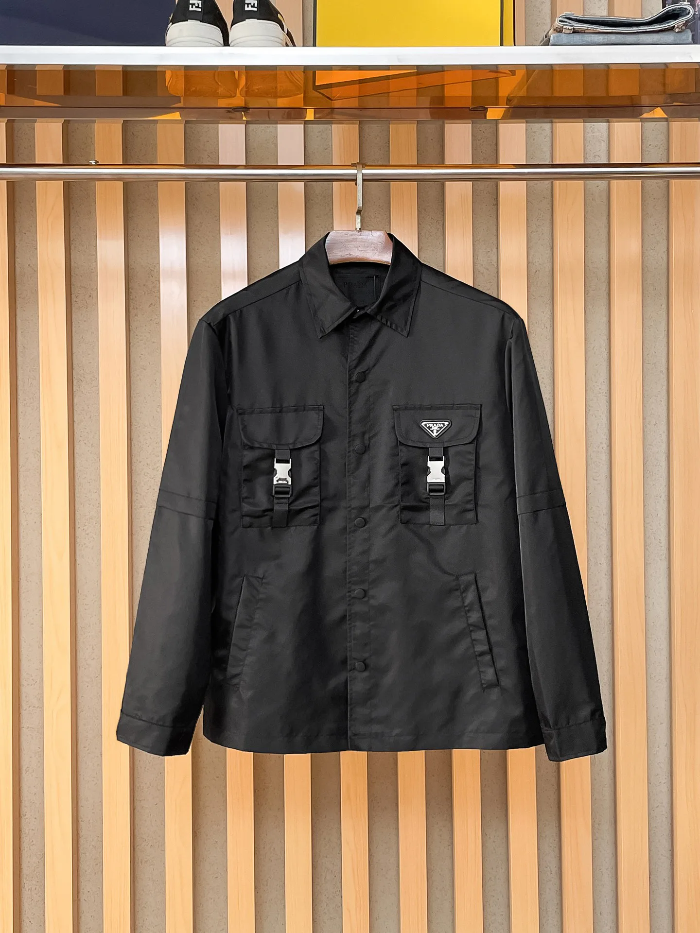 Куртки И Пуховики Мужские Prada 1032057