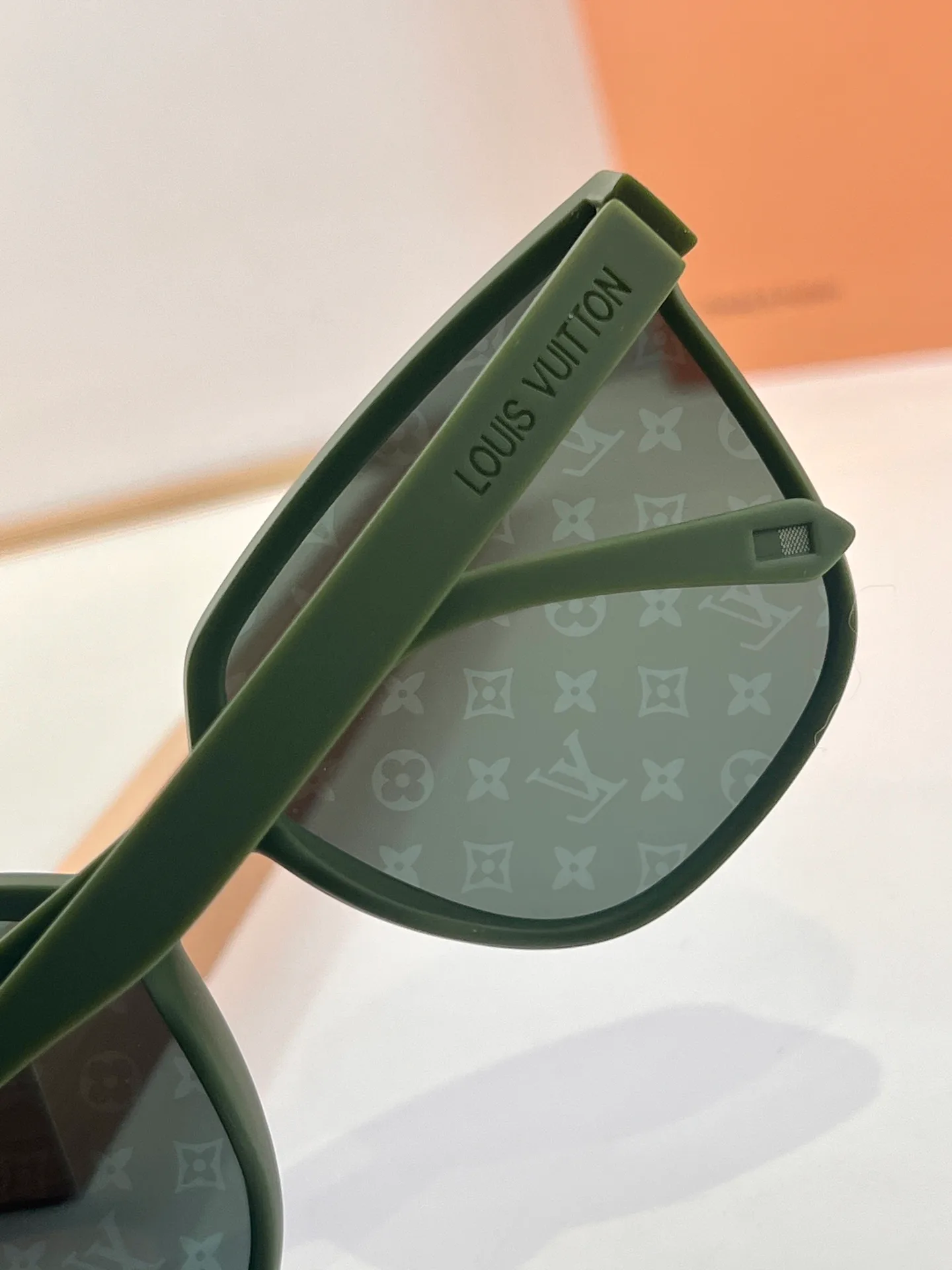 Клатчи Женские Louis Vuitton 13434205