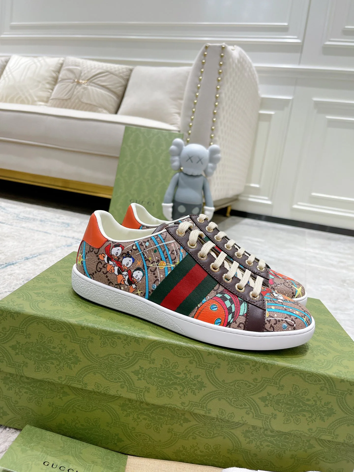 Кроссовки Женские Gucci 17620445