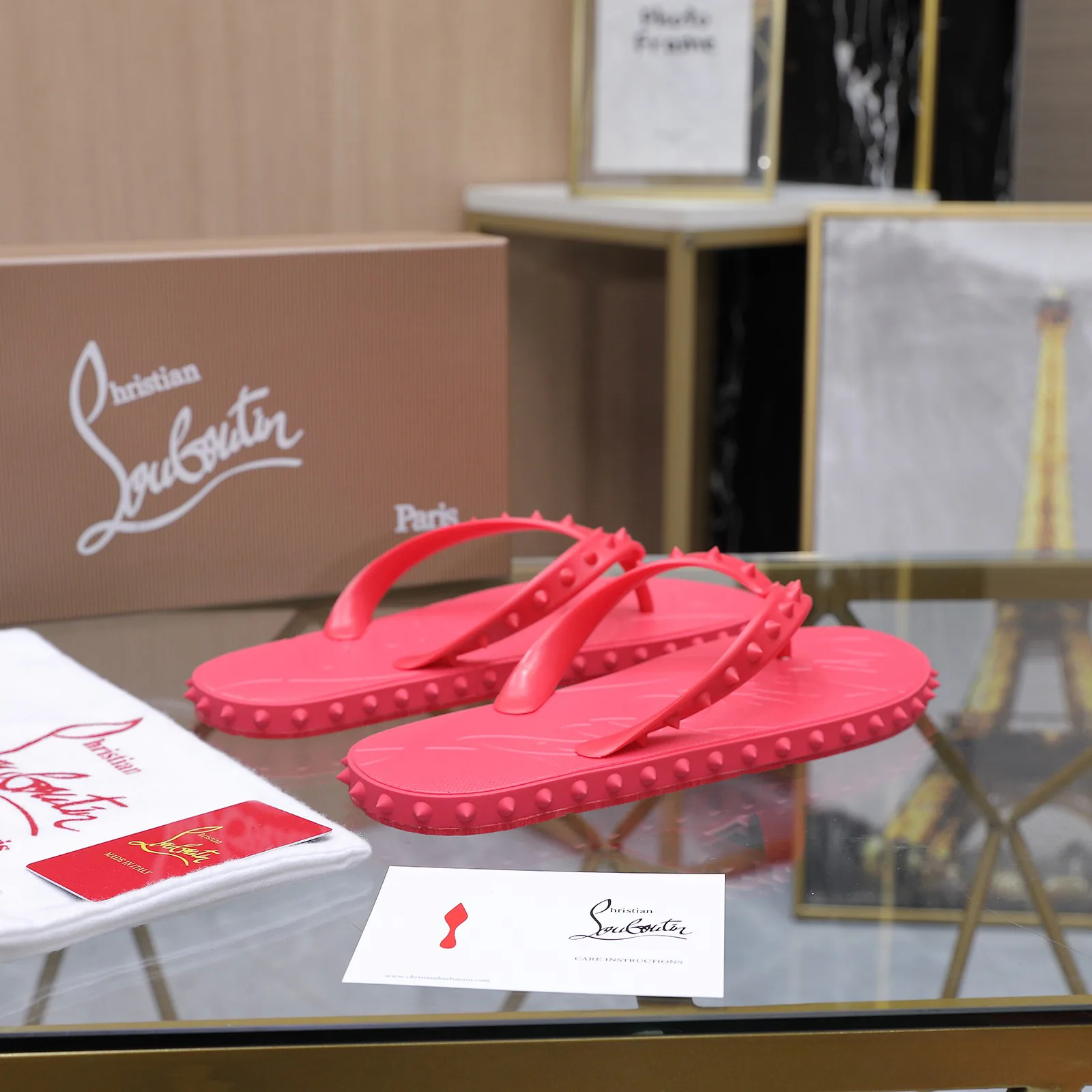 Шлепанцы Женские Christian Louboutin 17514964