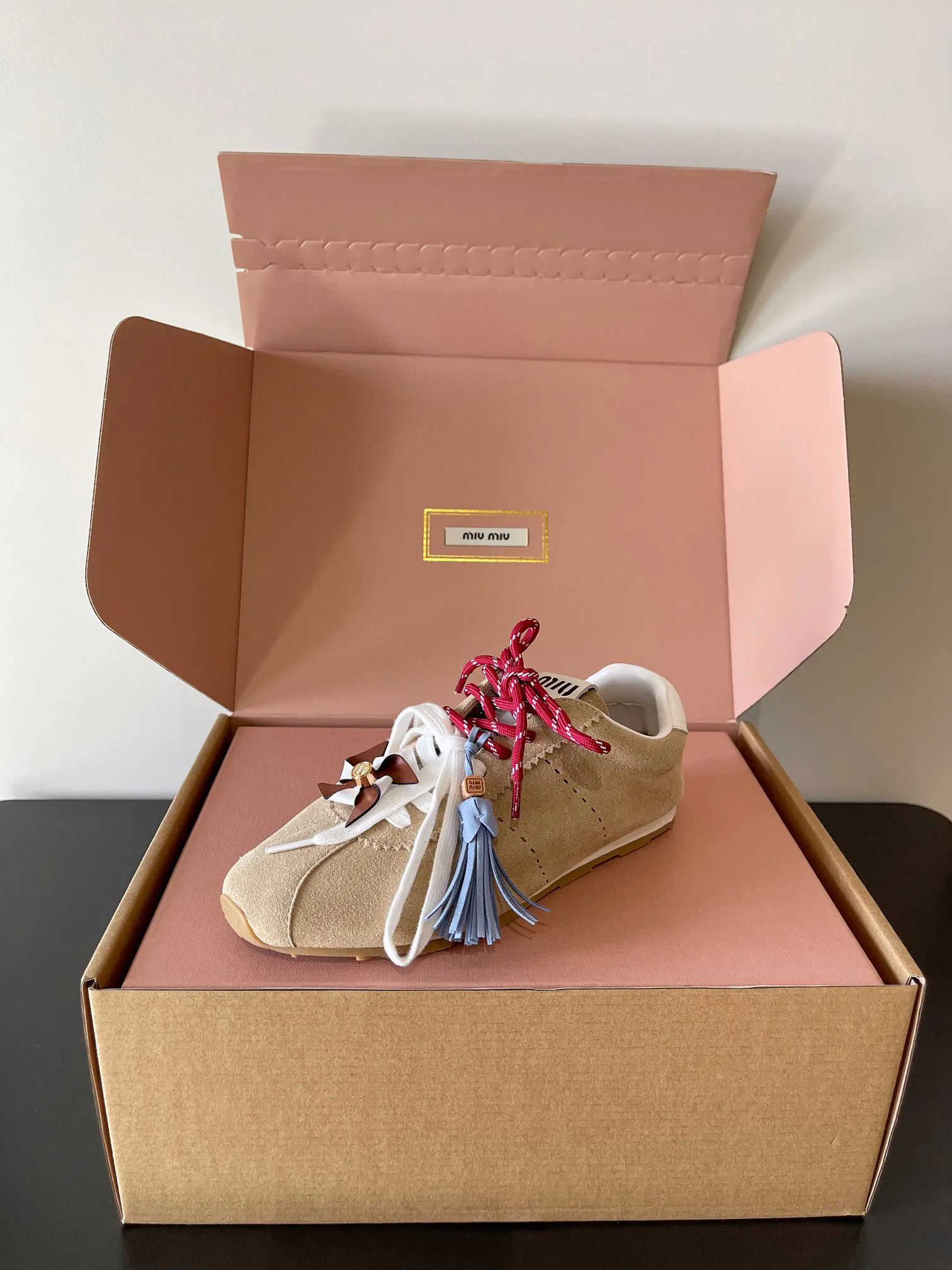 Кроссовки Женские Miu Miu 18703409
