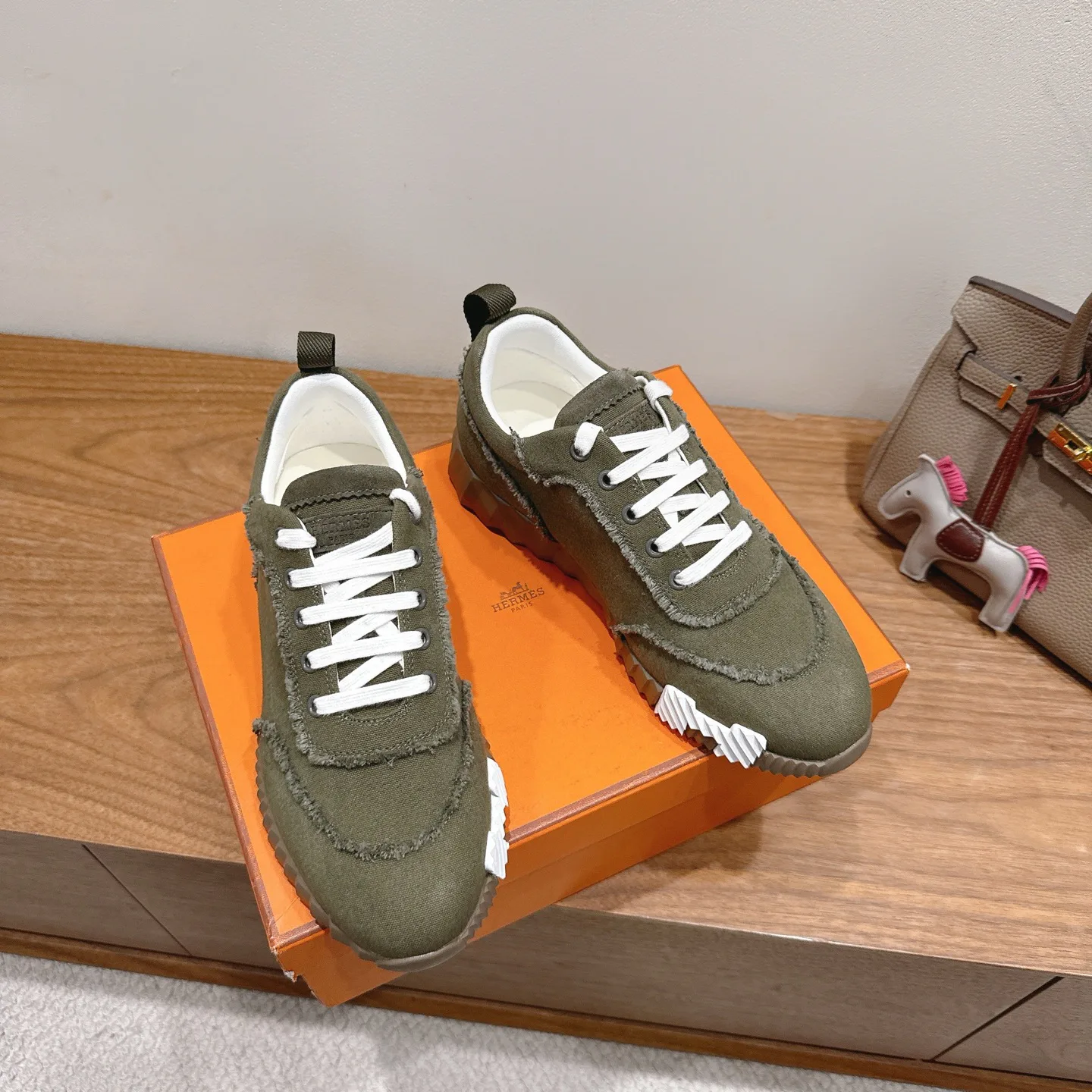 Кроссовки Женские Hermes 623245