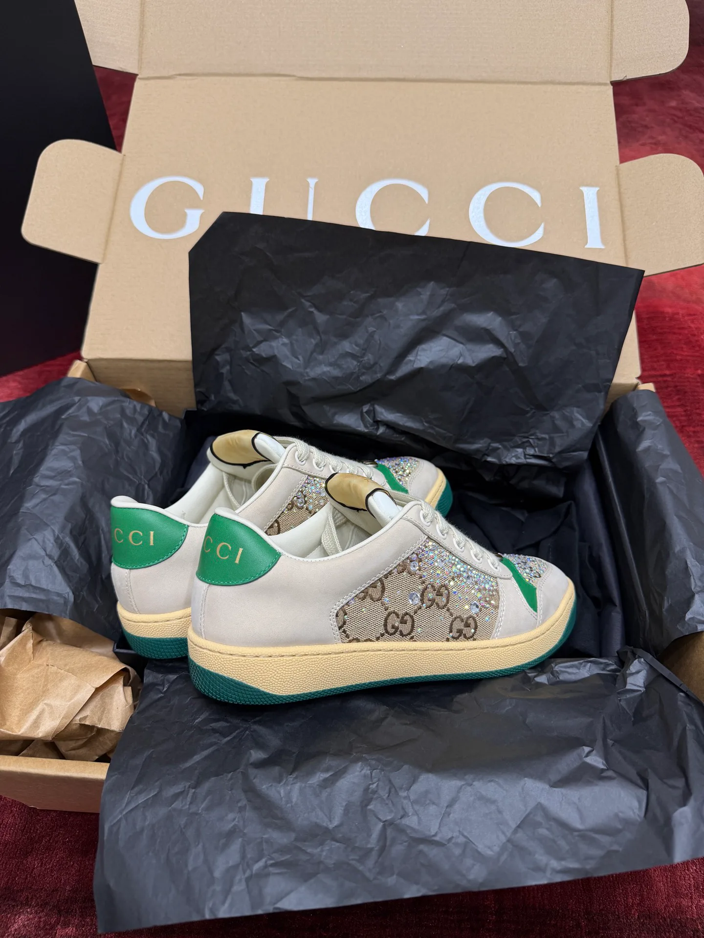 Кроссовки Женские Gucci 18995233