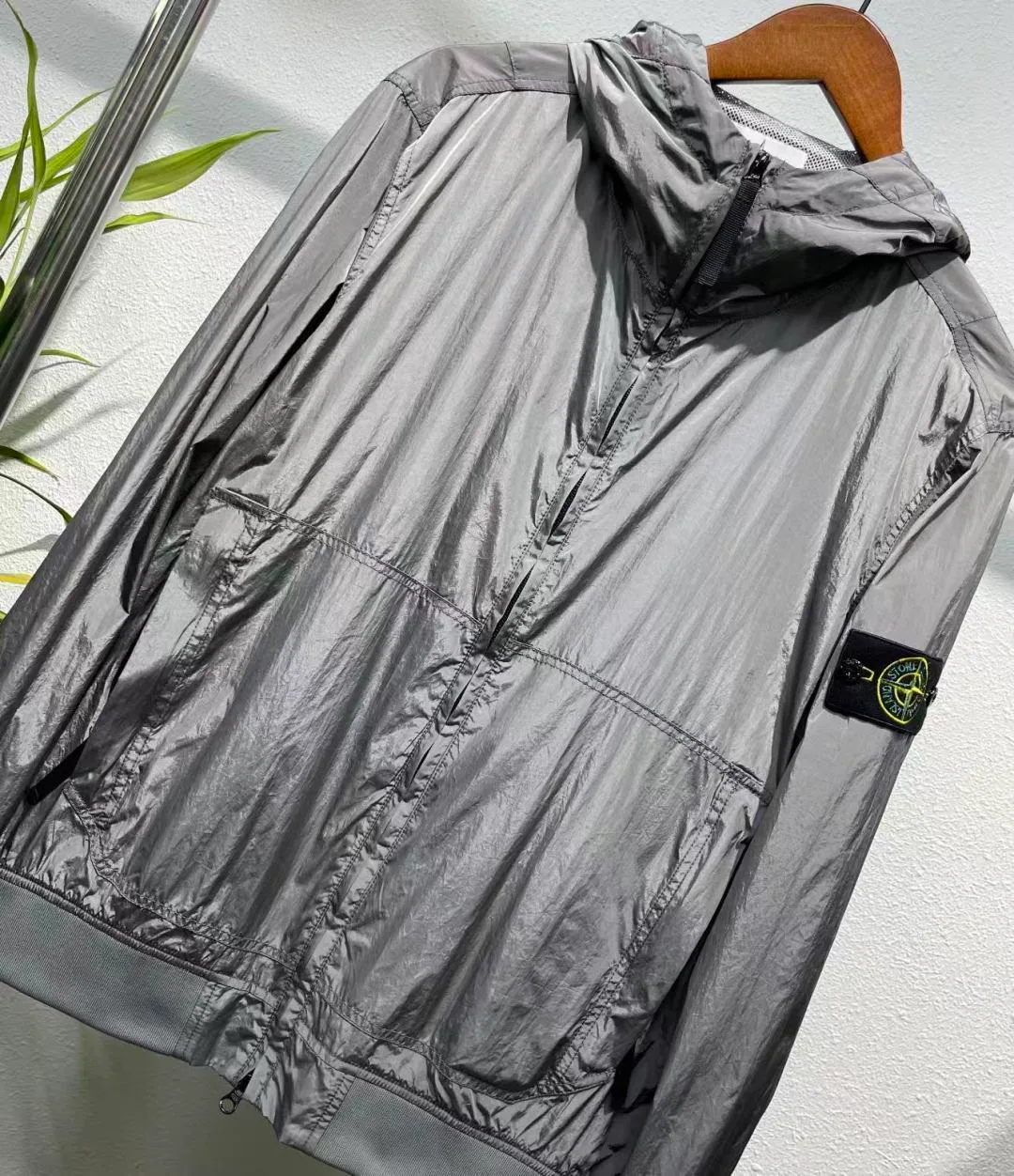 Куртки И Пуховики Женские Stone Island 12961260