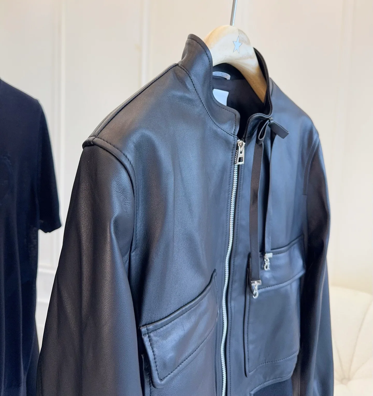 Кожаные Куртки И Дублёнки Женские Christian Dior 12638426