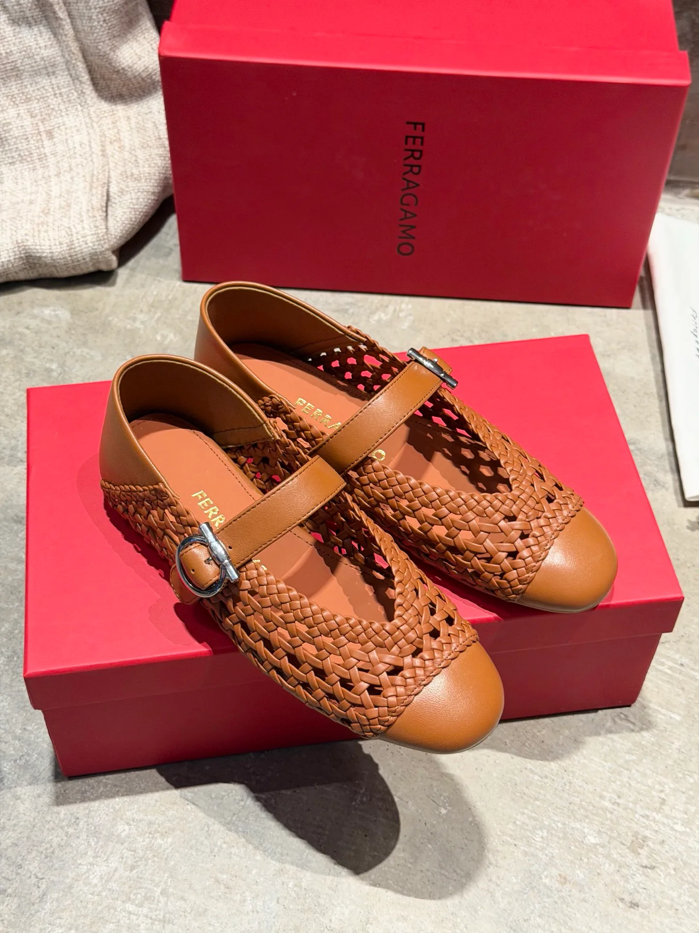 Балетки Женские Salvatore Ferragamo 18531691