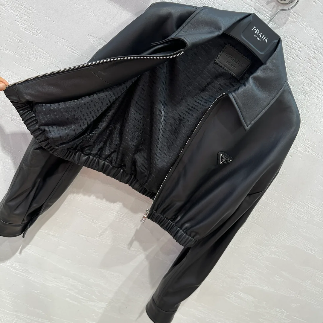 Кожаные Куртки И Дублёнки Женские Prada 11484176