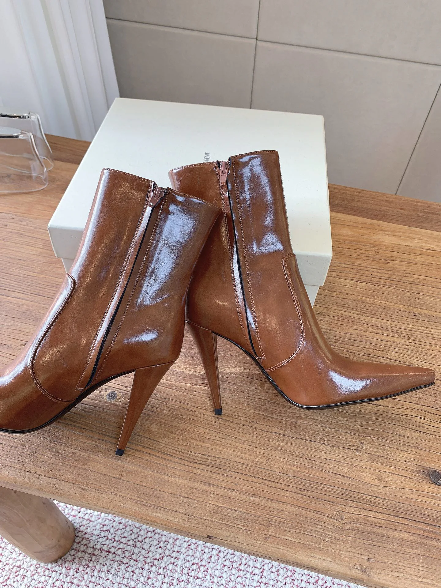 Ботильоны Женские Saint Laurent 18365303