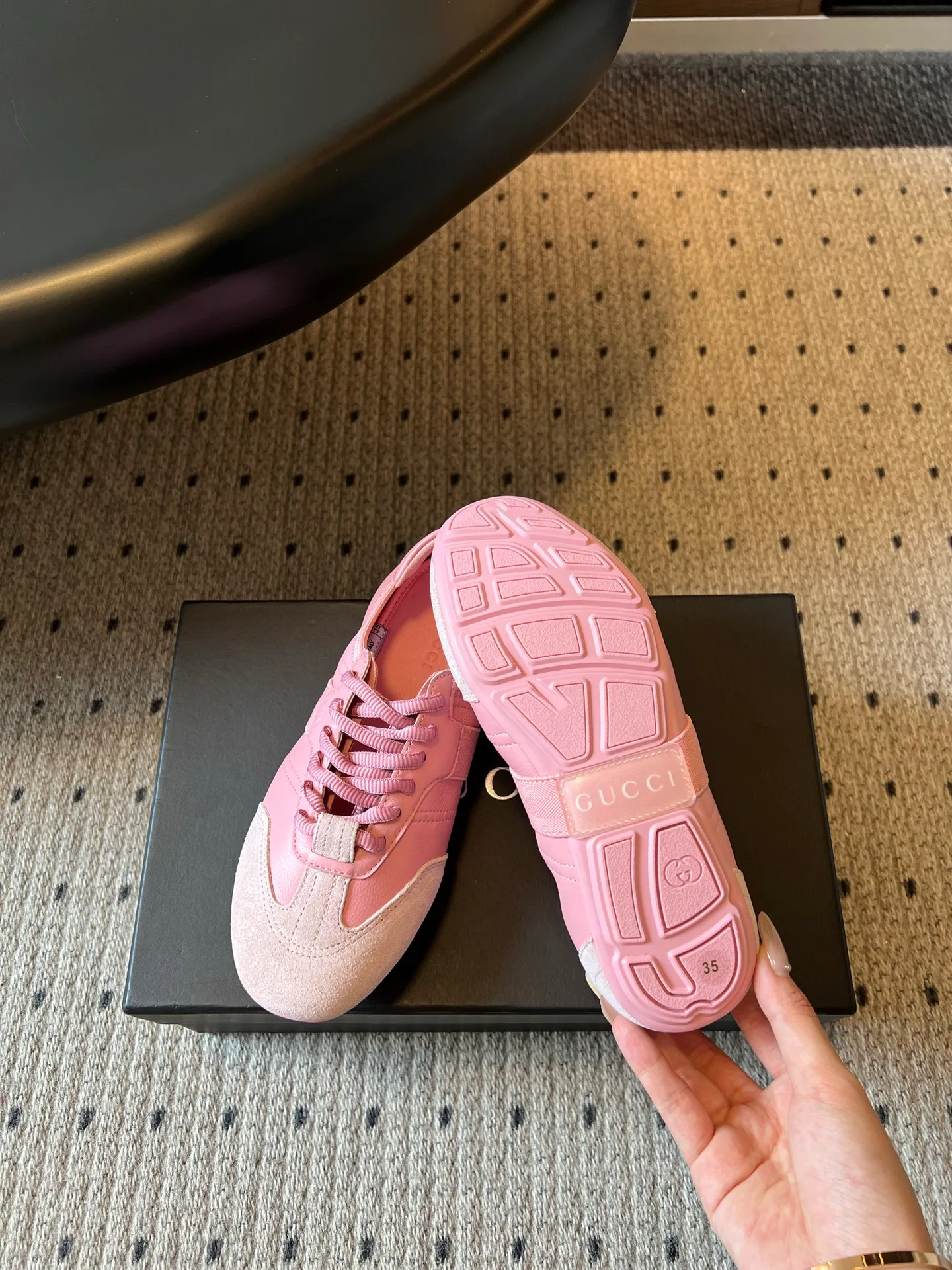 Кроссовки Женские Gucci 17614657