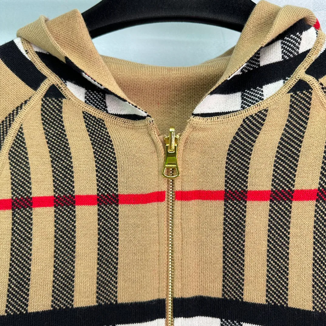 Куртки И Пуховики Женские Burberry 427798