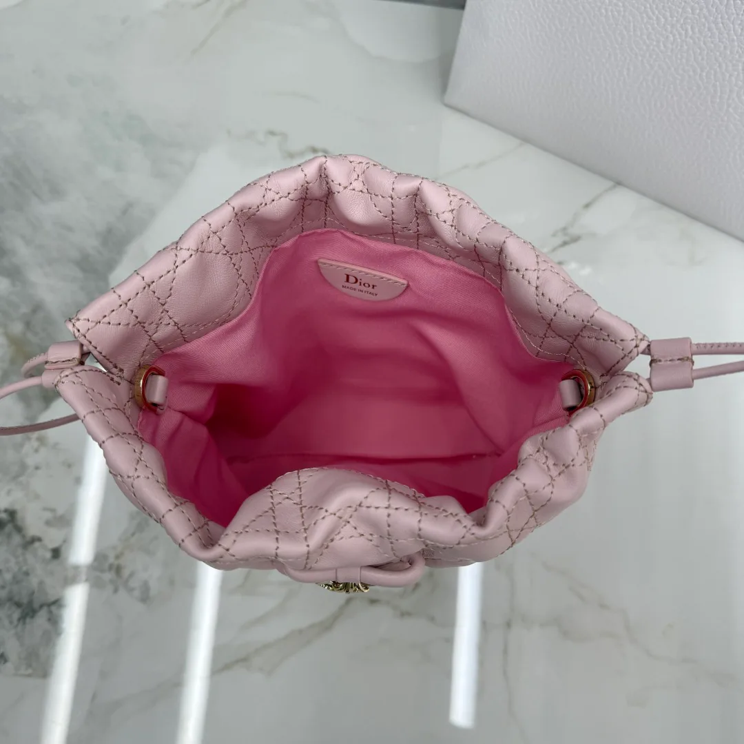 Классические Сумки Женские Christian Dior 12680558