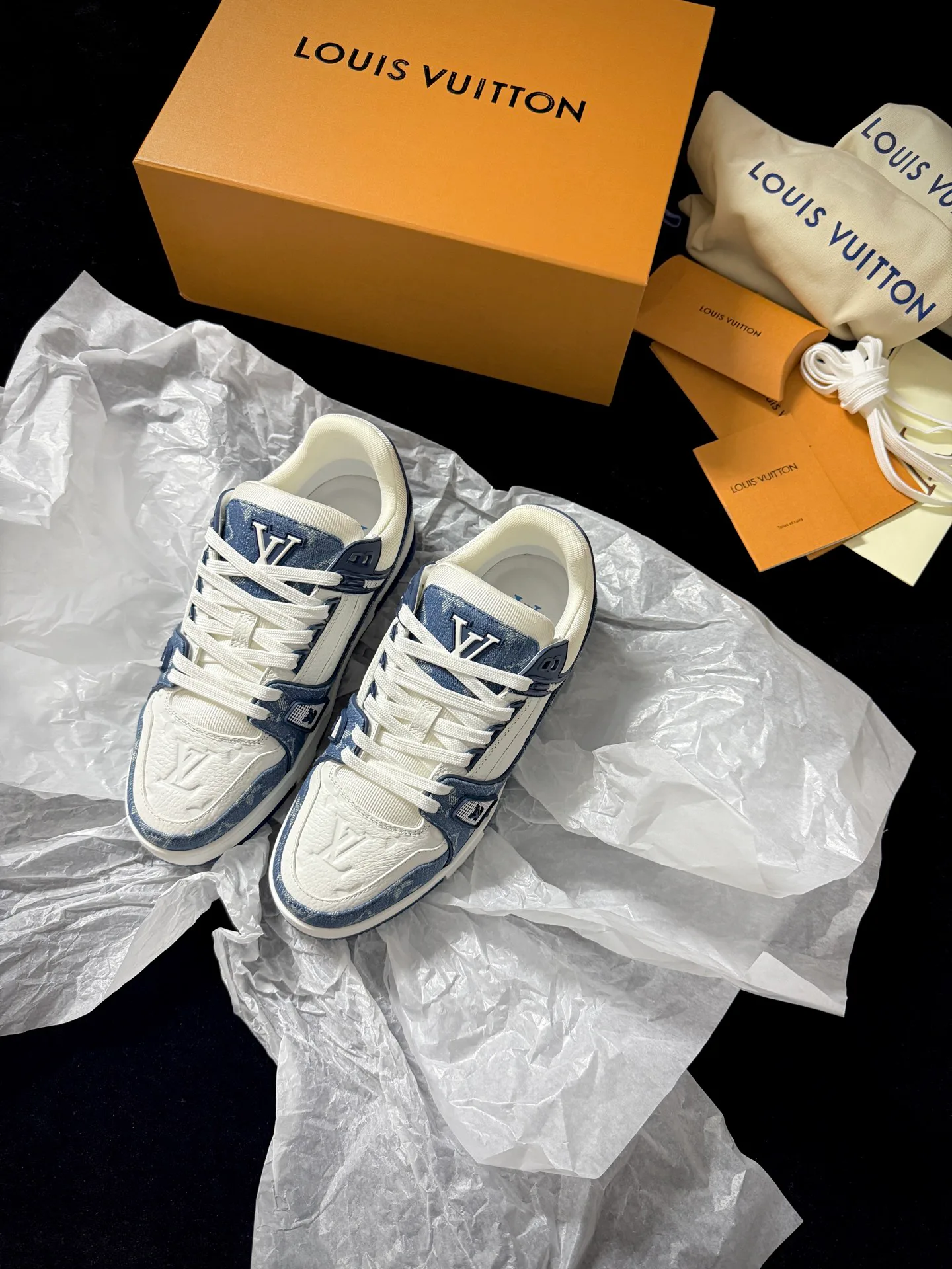 Кроссовки Женские Louis Vuitton 94757