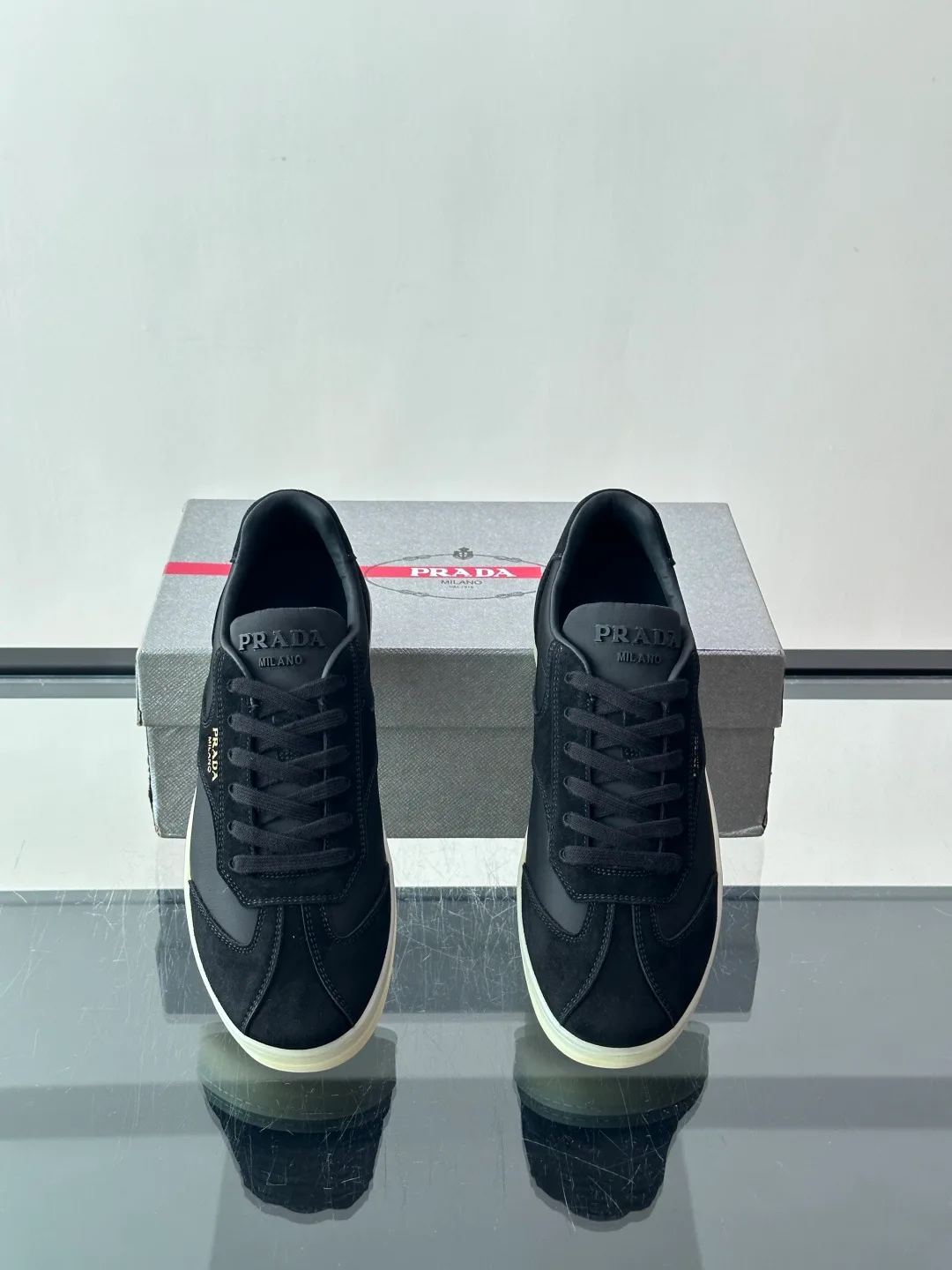 Кроссовки Мужские Prada 17982485