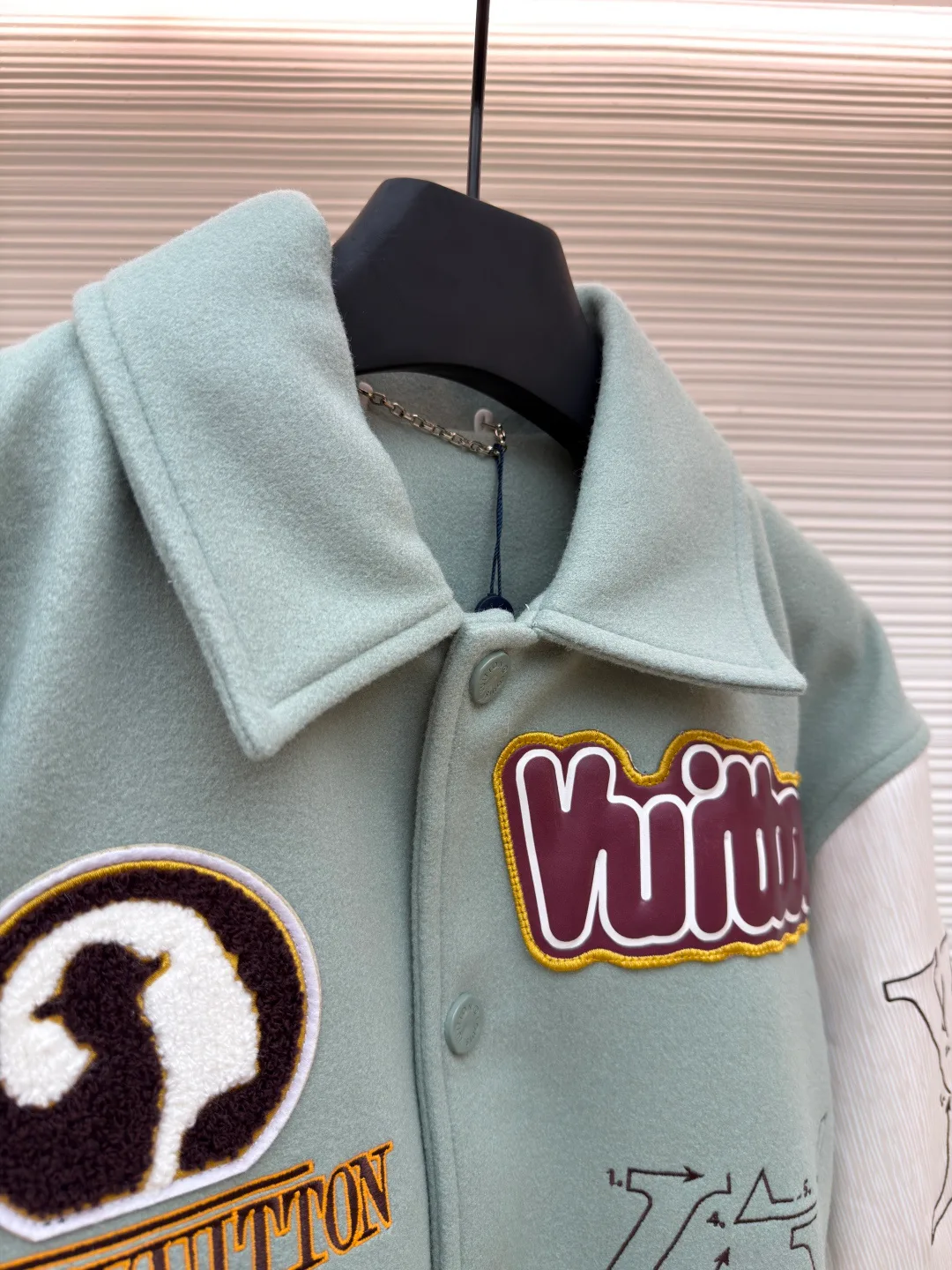 Куртки И Пуховики Мужские Louis Vuitton 339644