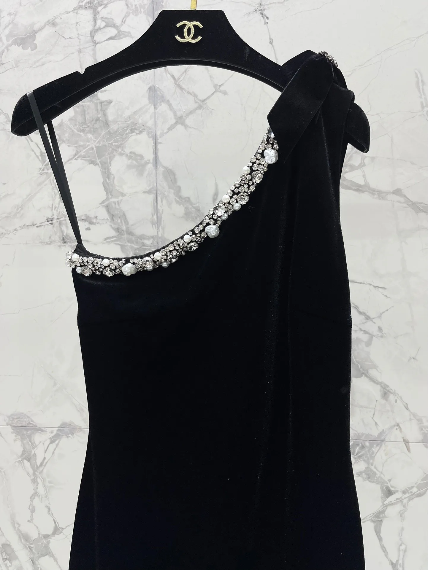 Платья Женские Chanel 18527334