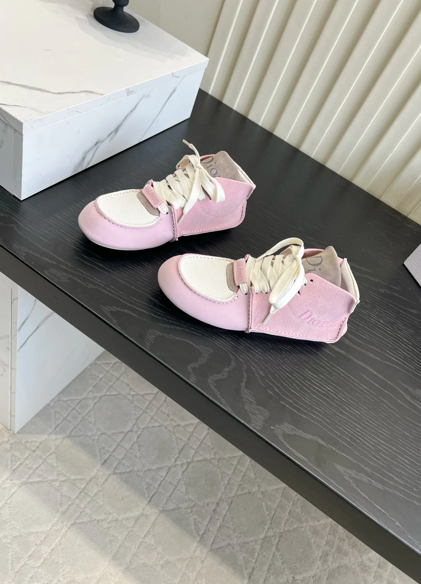 Кроссовки Женские Christian Dior 18702926