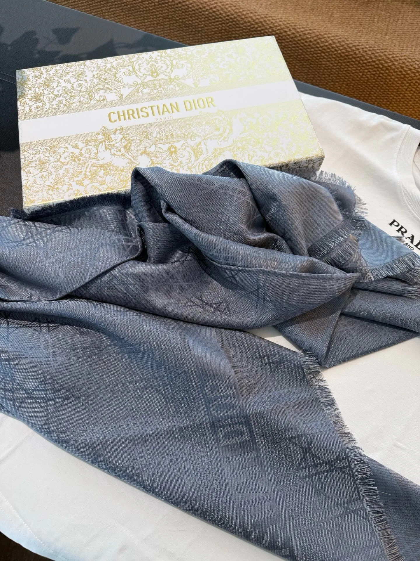 Шарфы Christian Dior 17448557