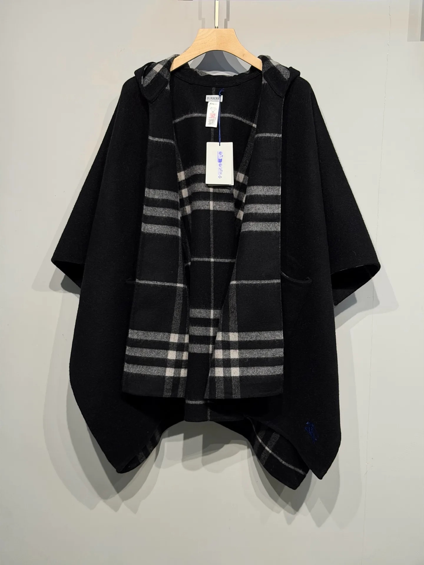 Пальто Женские Burberry 19704101