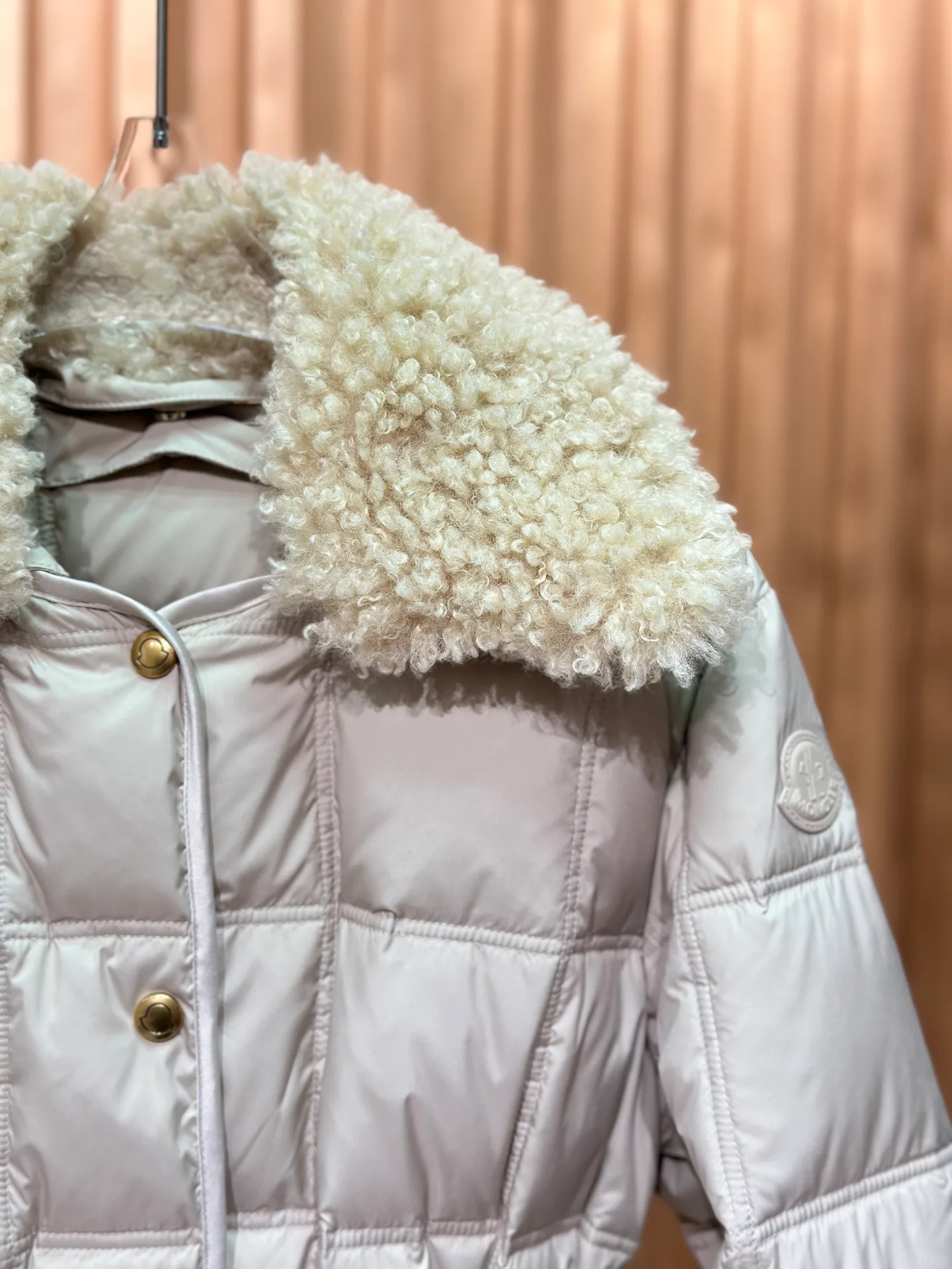 Куртки И Пуховики Женские Moncler 19167911