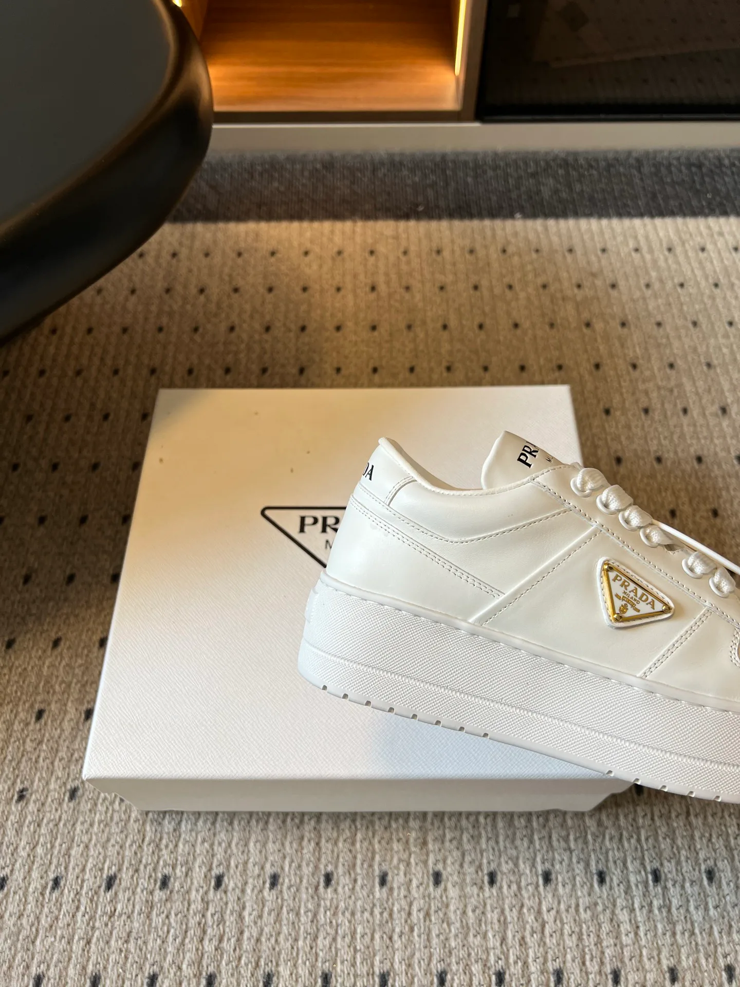 Кроссовки Женские Prada 18509472