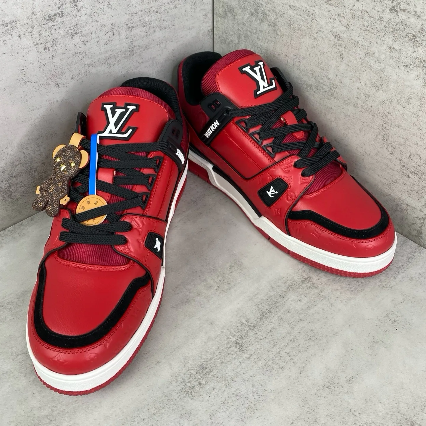 Кроссовки Женские Louis Vuitton 18810888