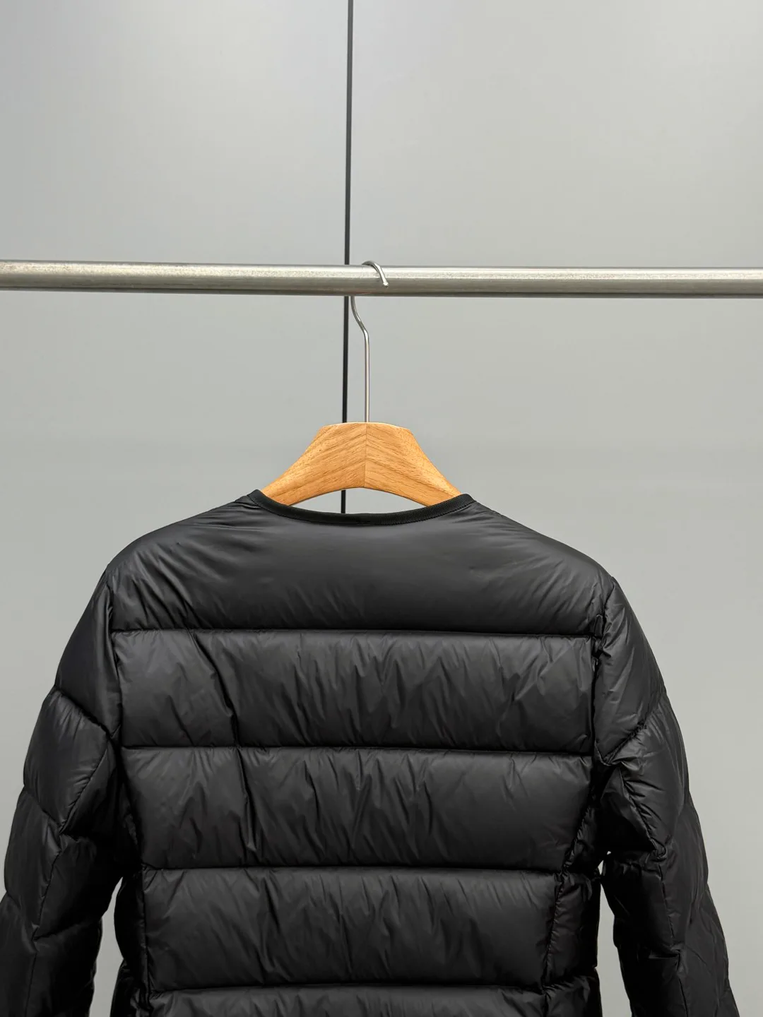 Куртки И Пуховики Женские Moncler 17939200