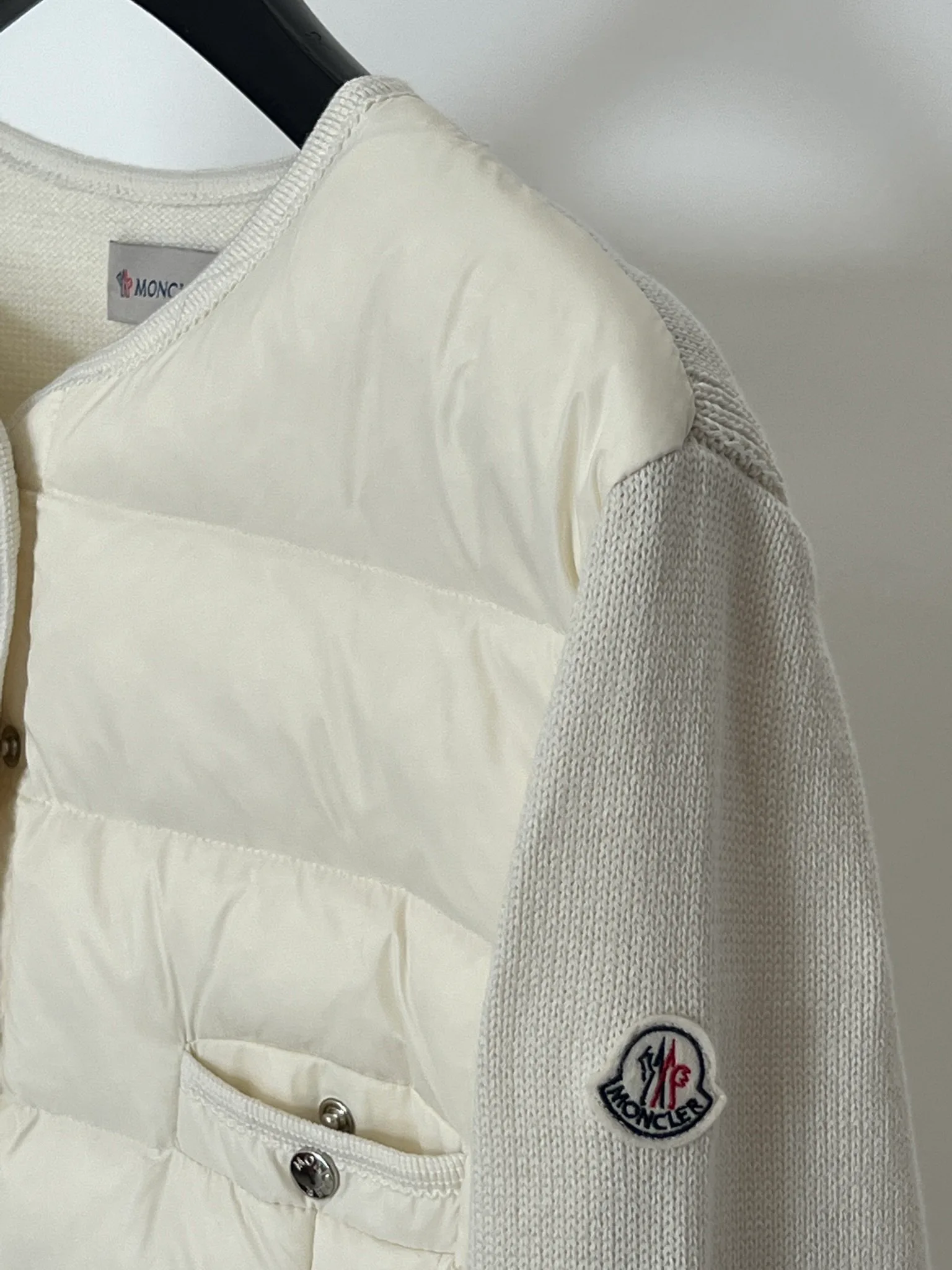 Куртки И Пуховики Женские Moncler 18416142