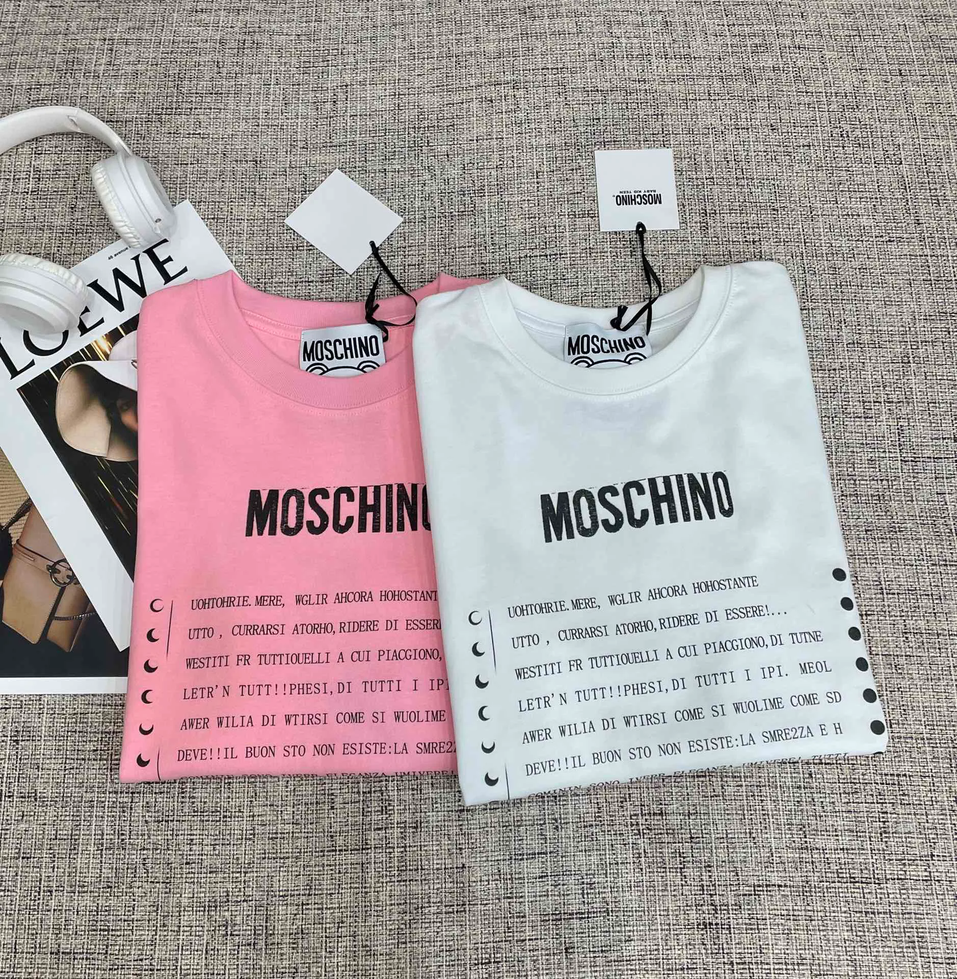 Футболки Женские Moschino 2896