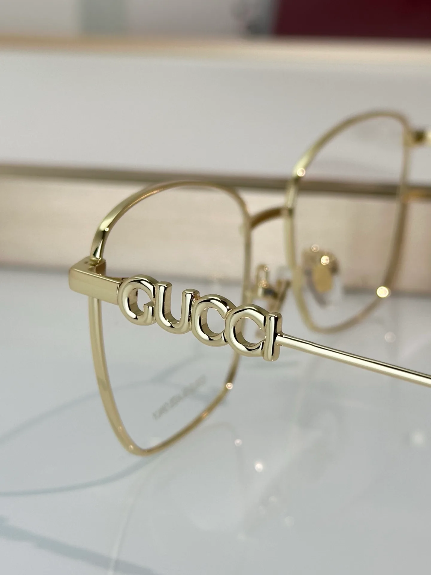 Очки Gucci 102440