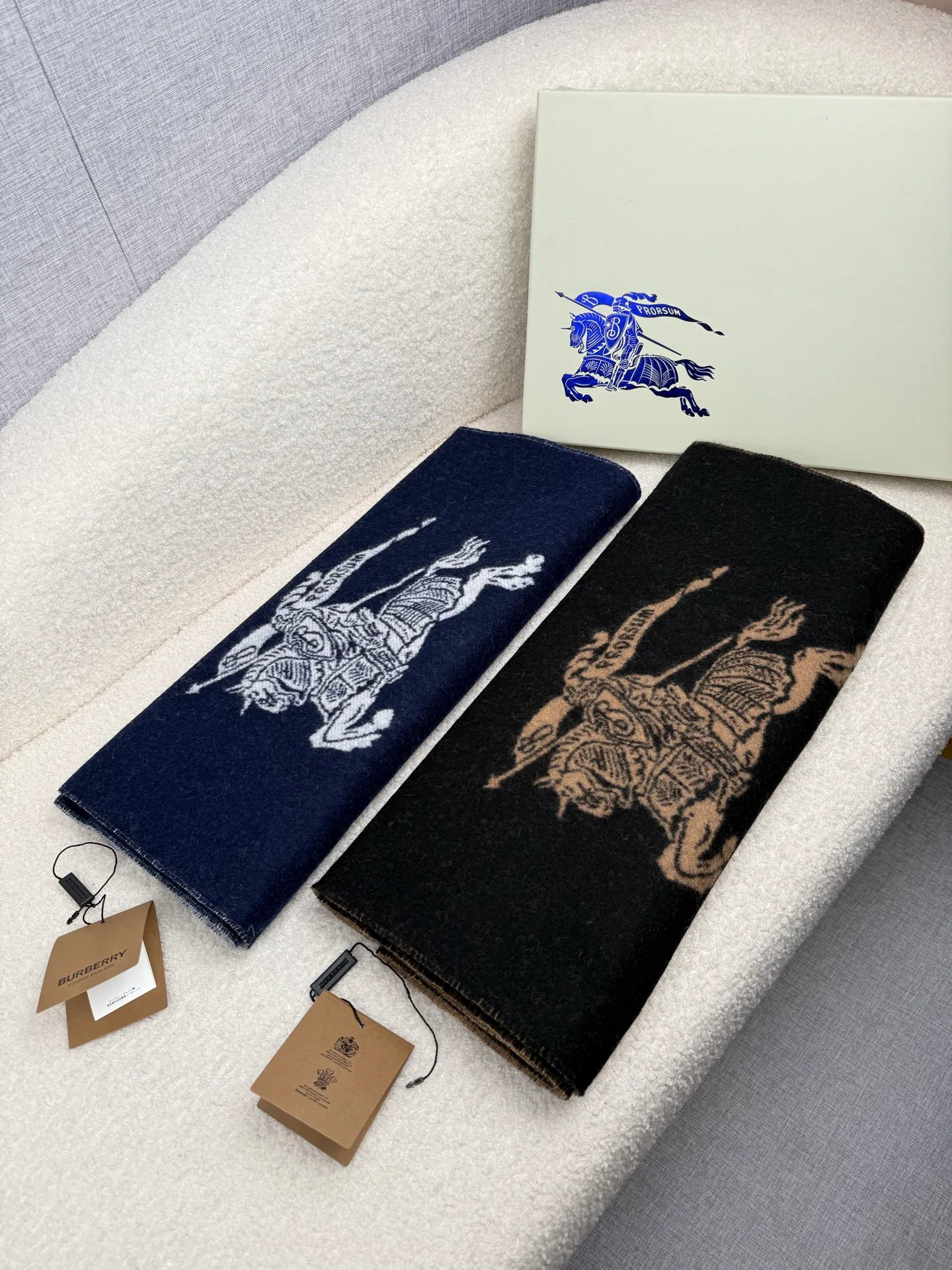 Шарфы Burberry 692777