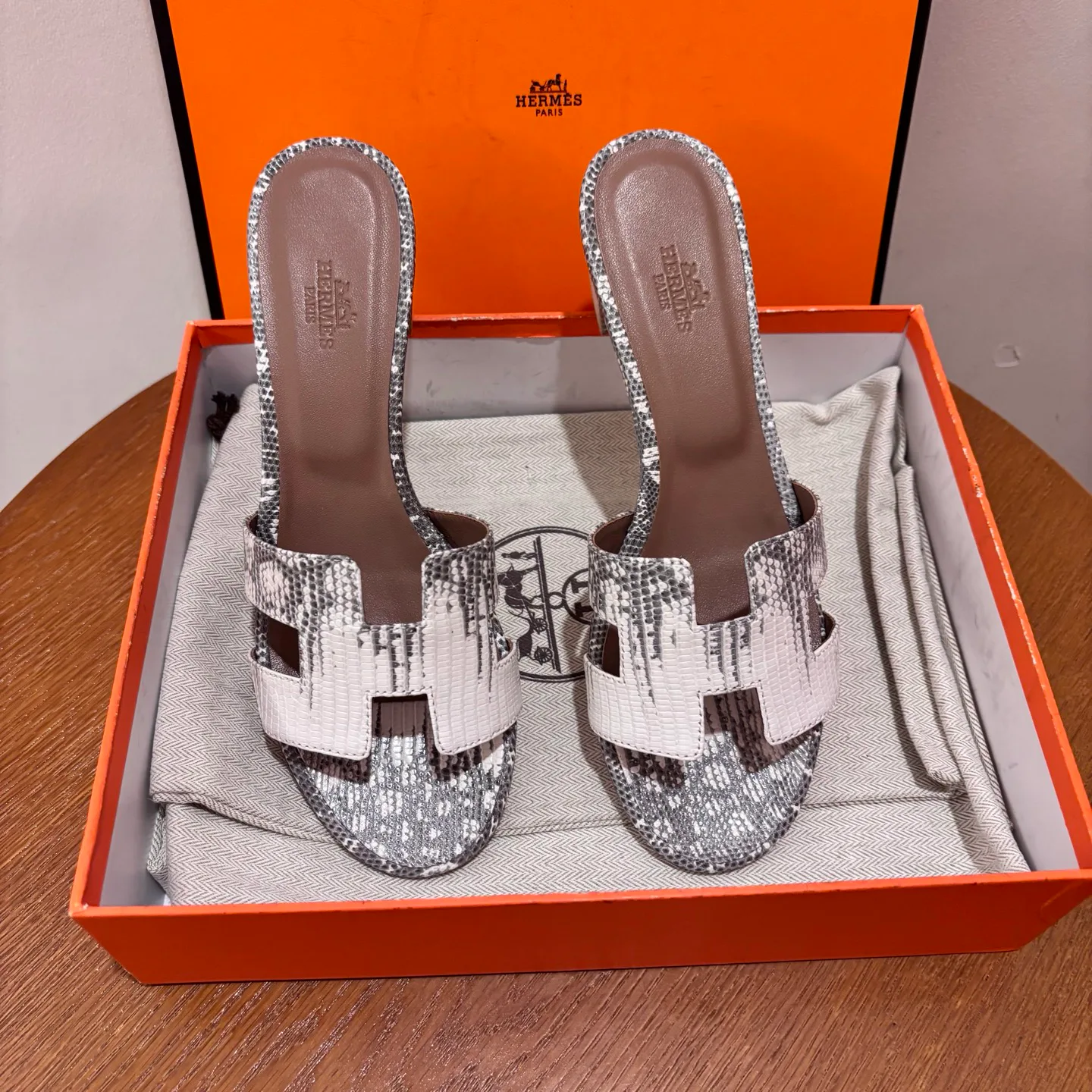 Сандалии Женские Hermes 11408640