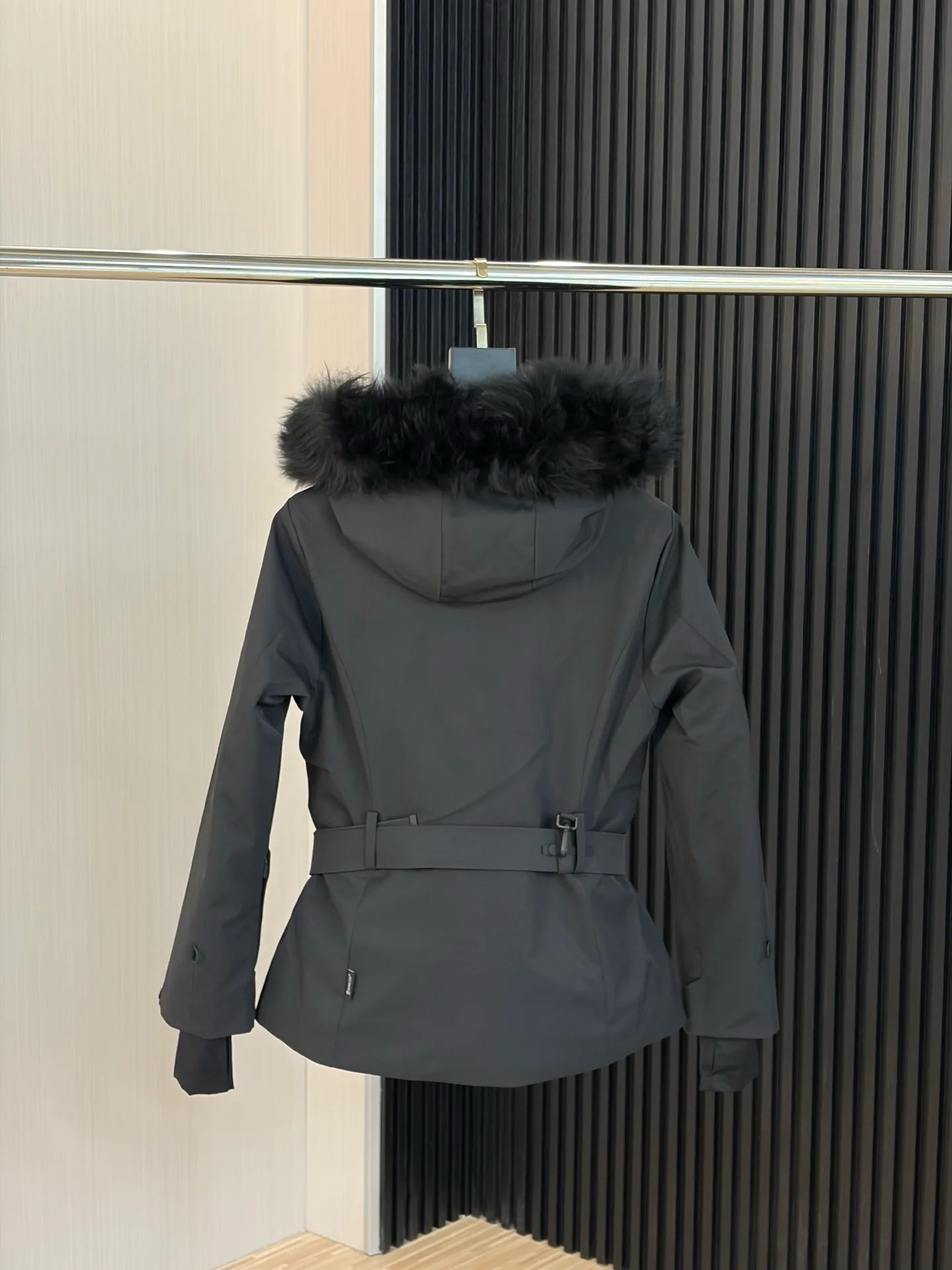 Куртки И Пуховики Женские Moncler 18188679