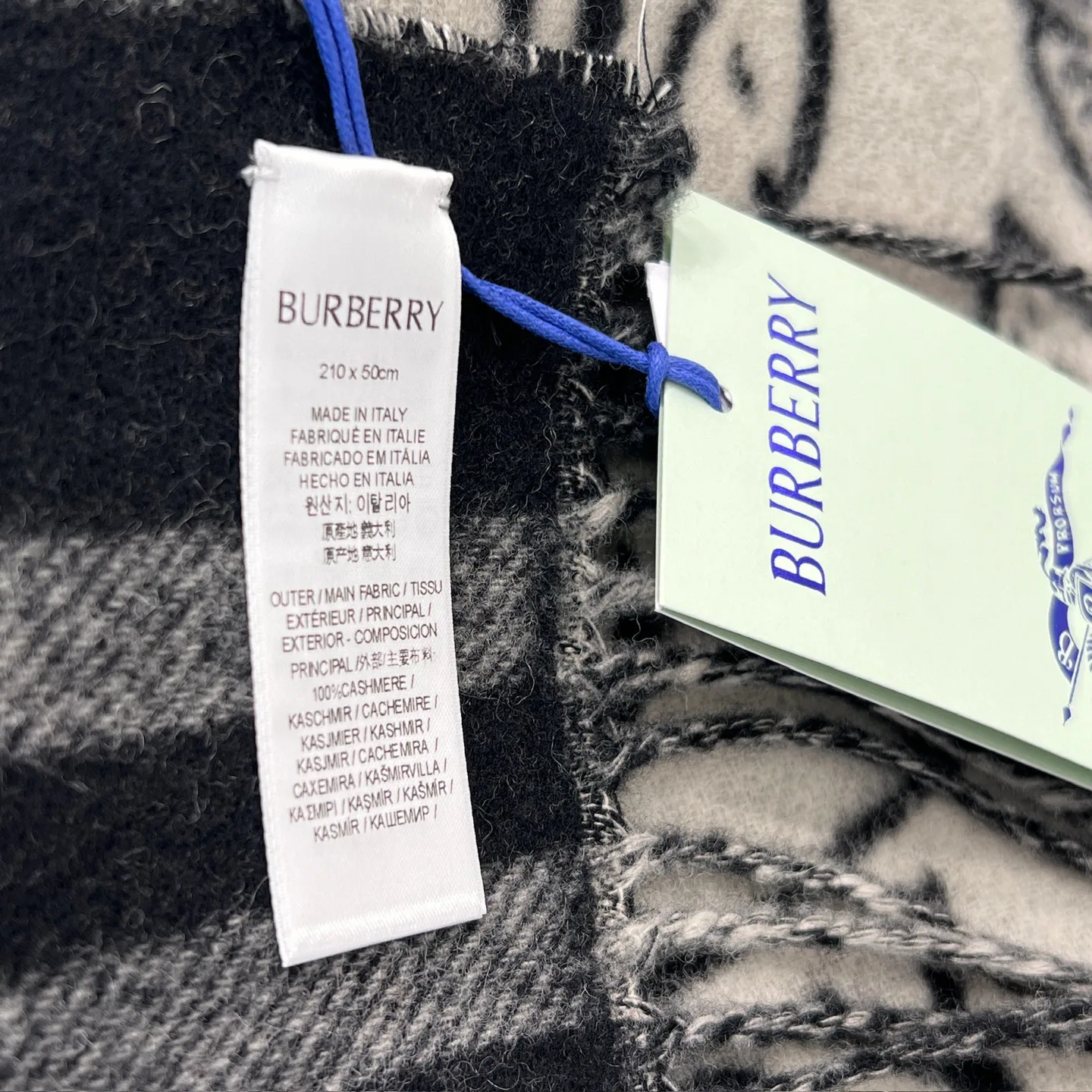 Шарфы Burberry 386410