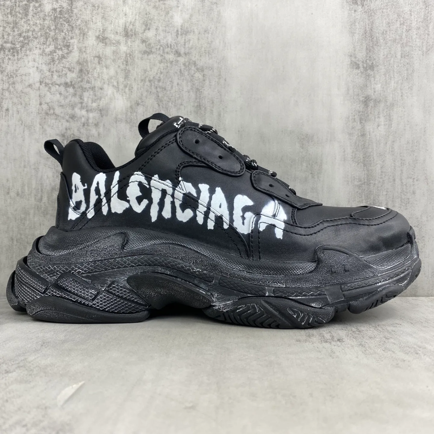 Кроссовки Женские Balenciaga 11216247
