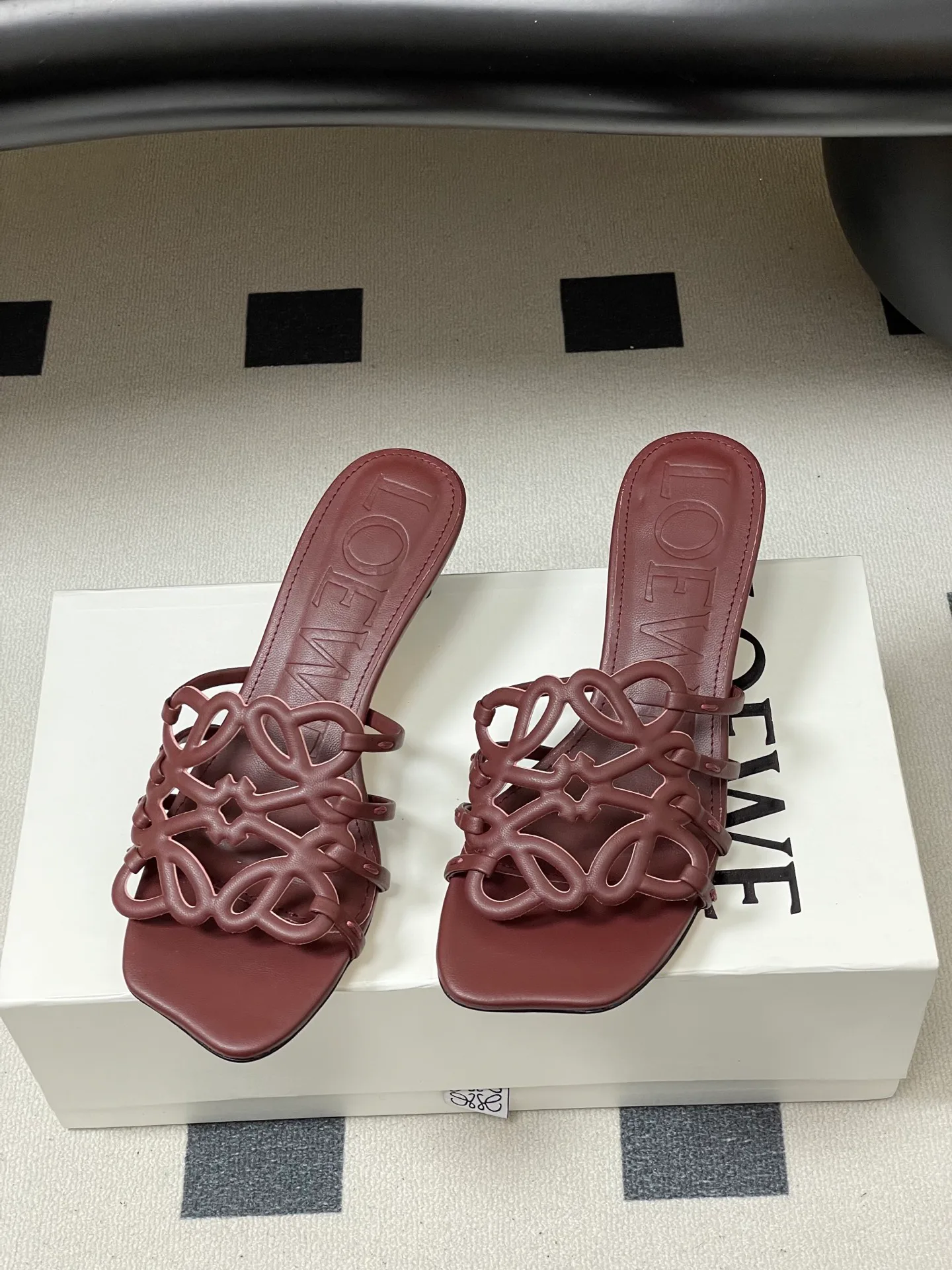 Босоножки Женские Loewe 11464040