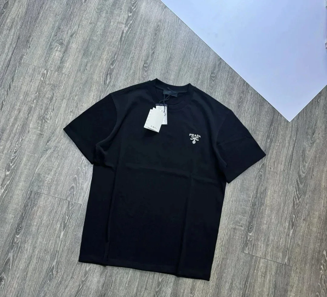 Футболки Женские Prada 8368