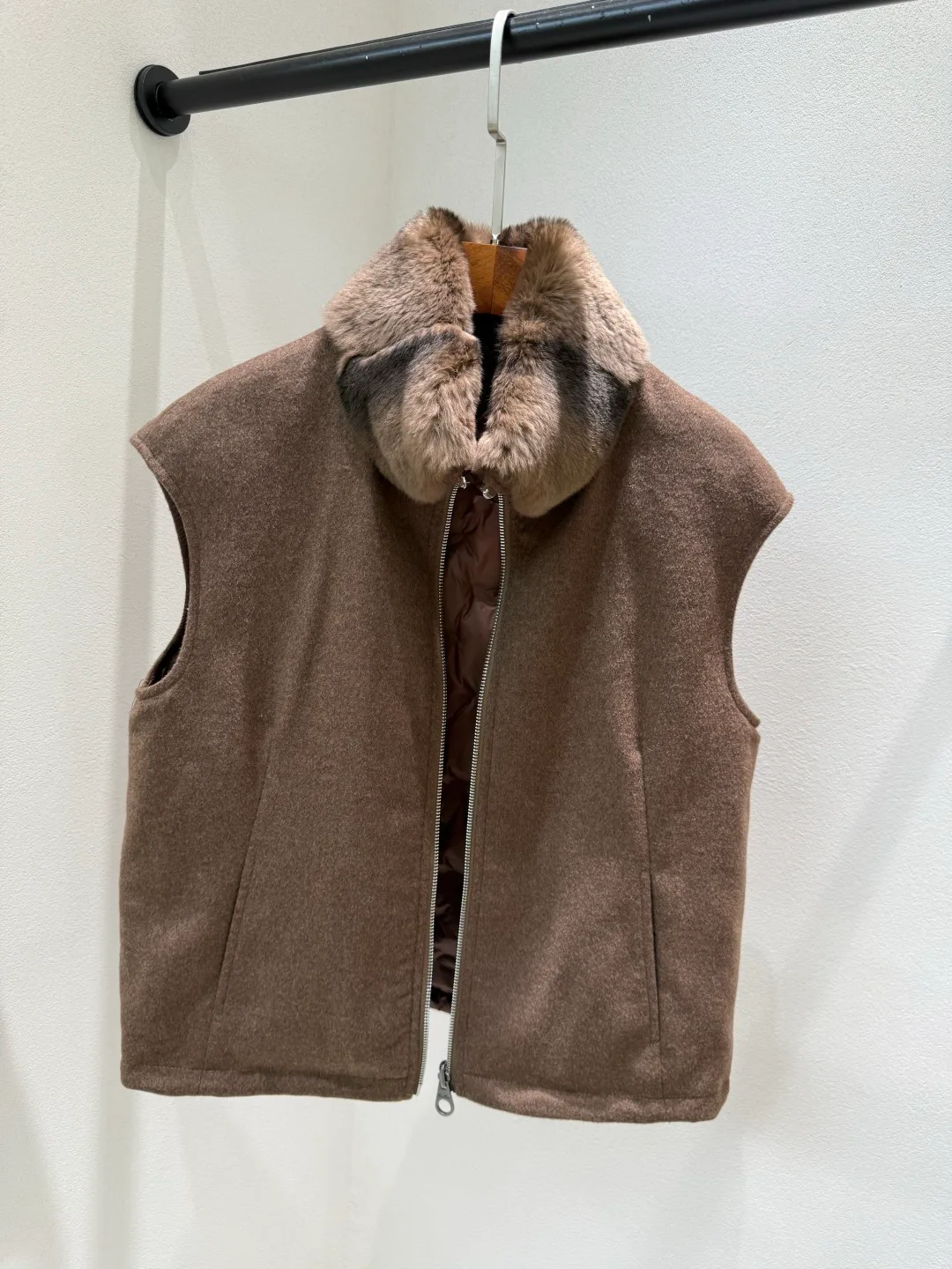 Жилеты Женские Loro Piana 18701547