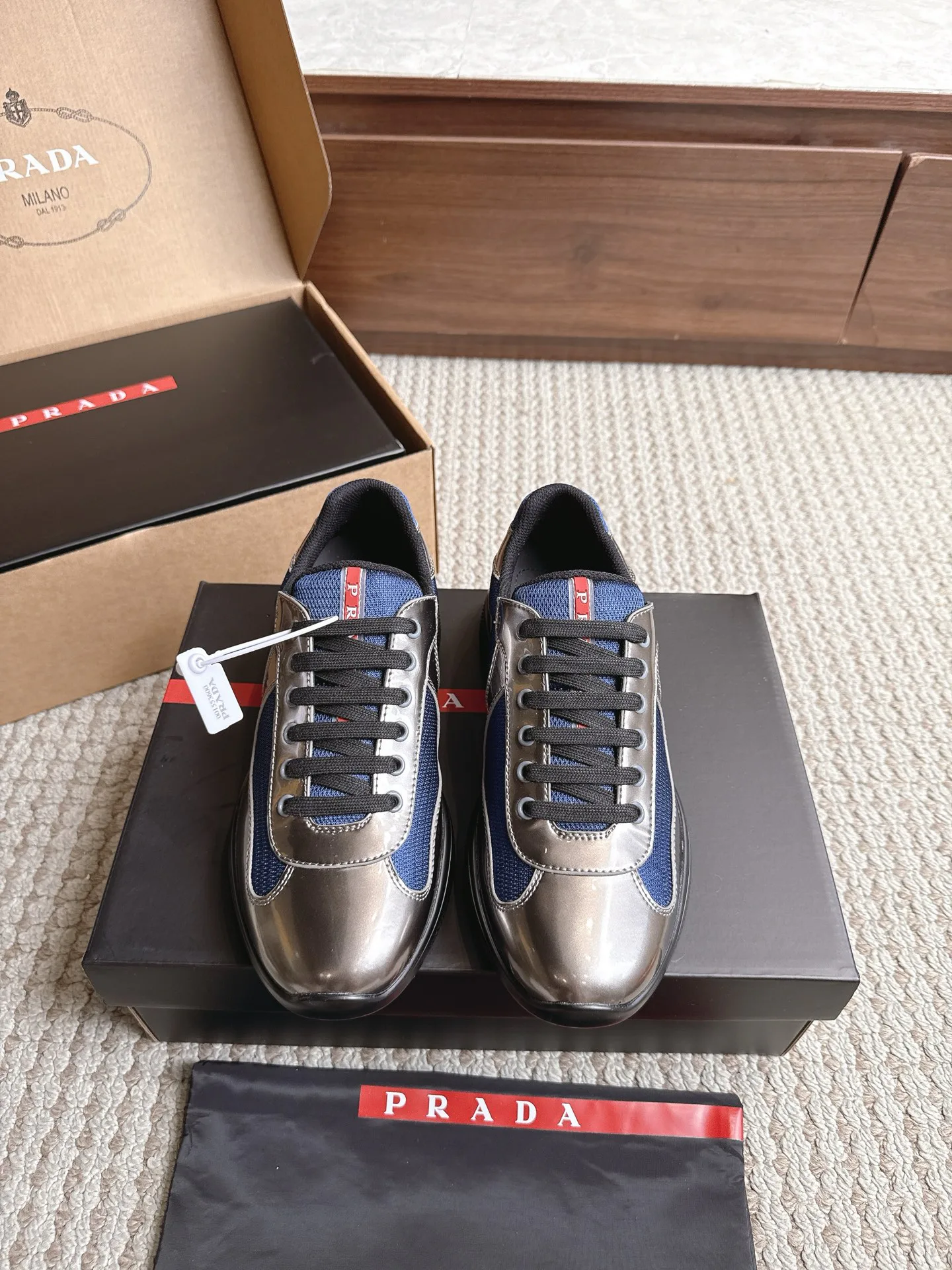 Кроссовки Женские Prada 17470449