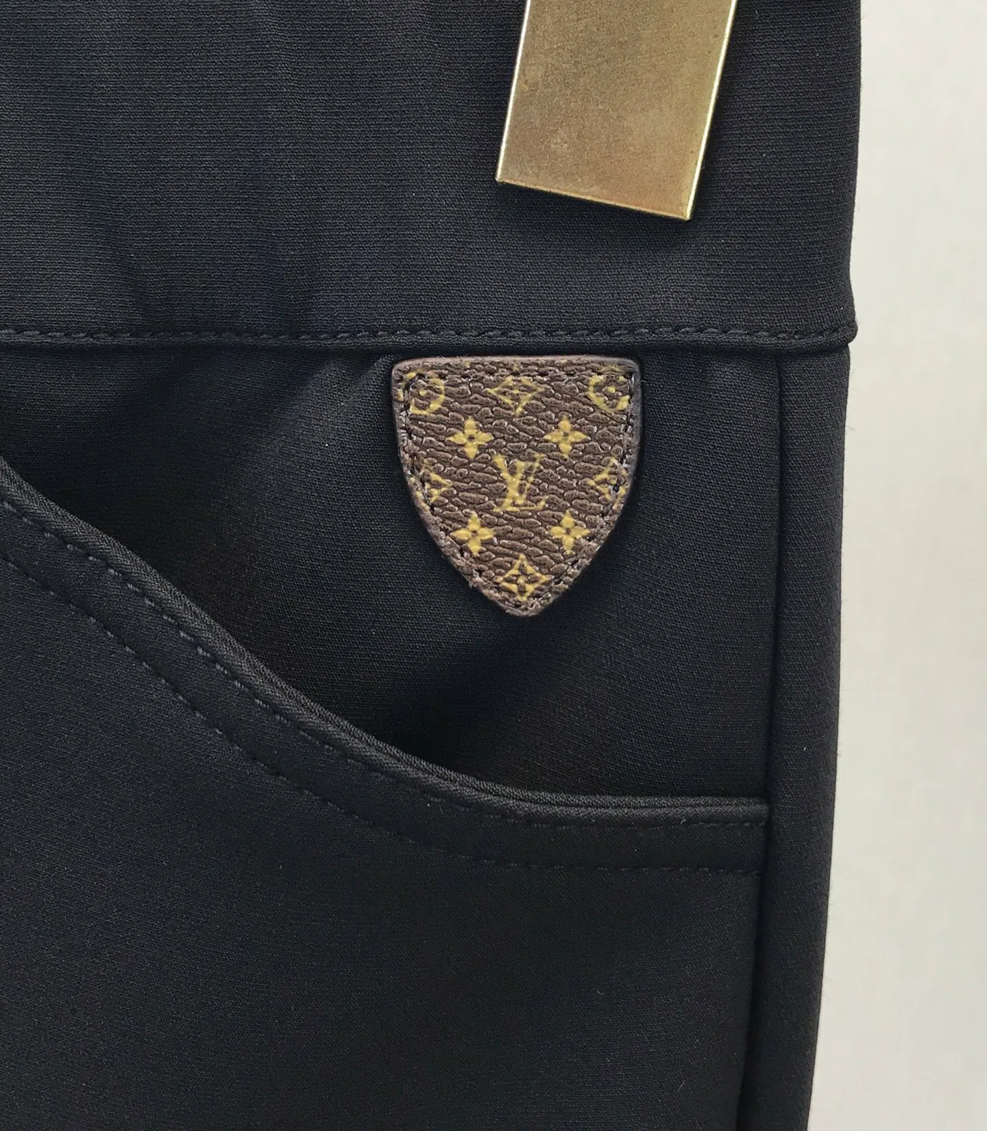 Брюки Женские Louis Vuitton 3025111