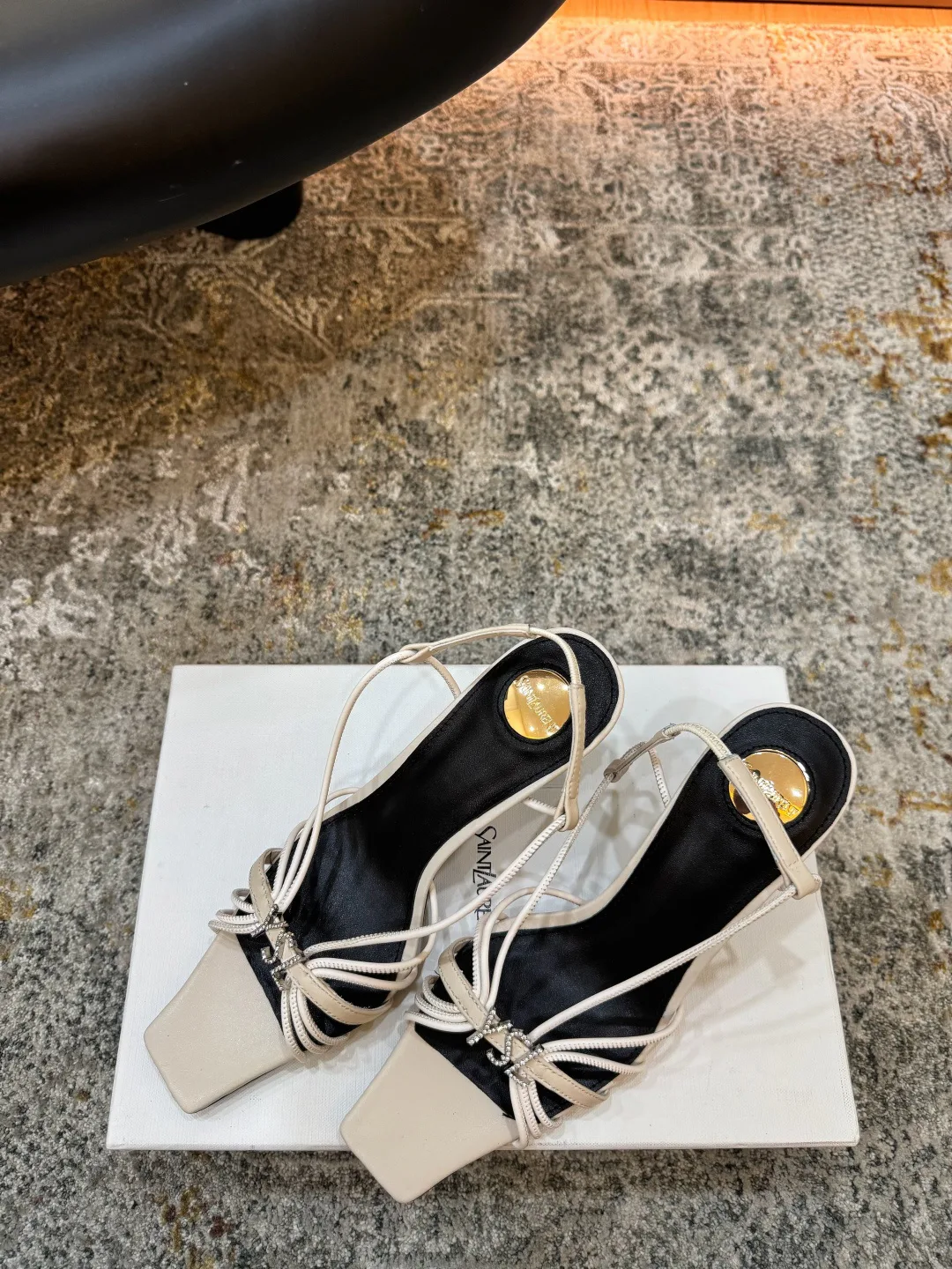 Босоножки Женские Saint Laurent 11579342