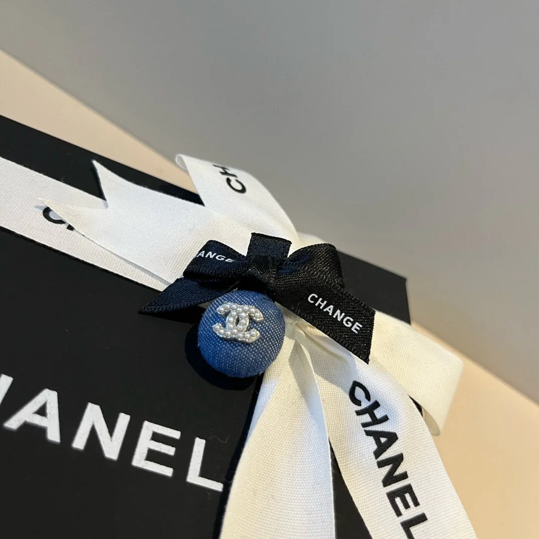Головные Уборы Chanel 10611560
