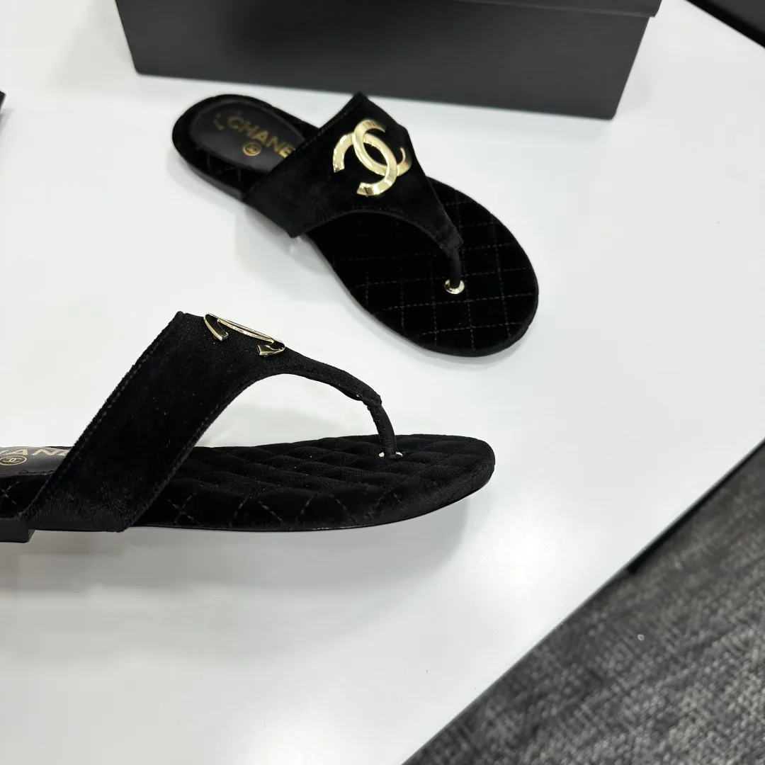 Шлепанцы Женские Chanel 5611703