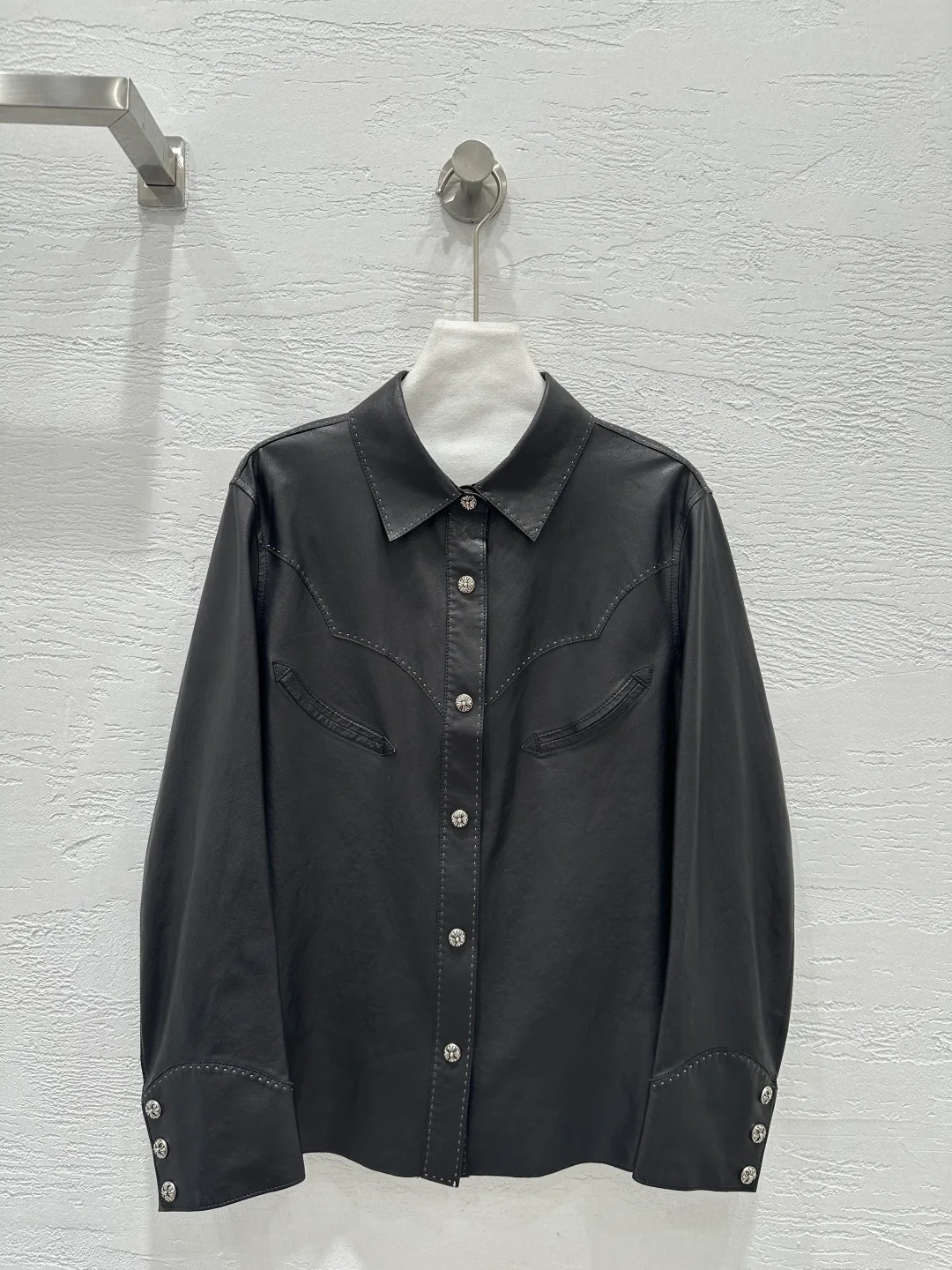 Кожаные Куртки И Дублёнки Женские Chrome Hearts 11598136