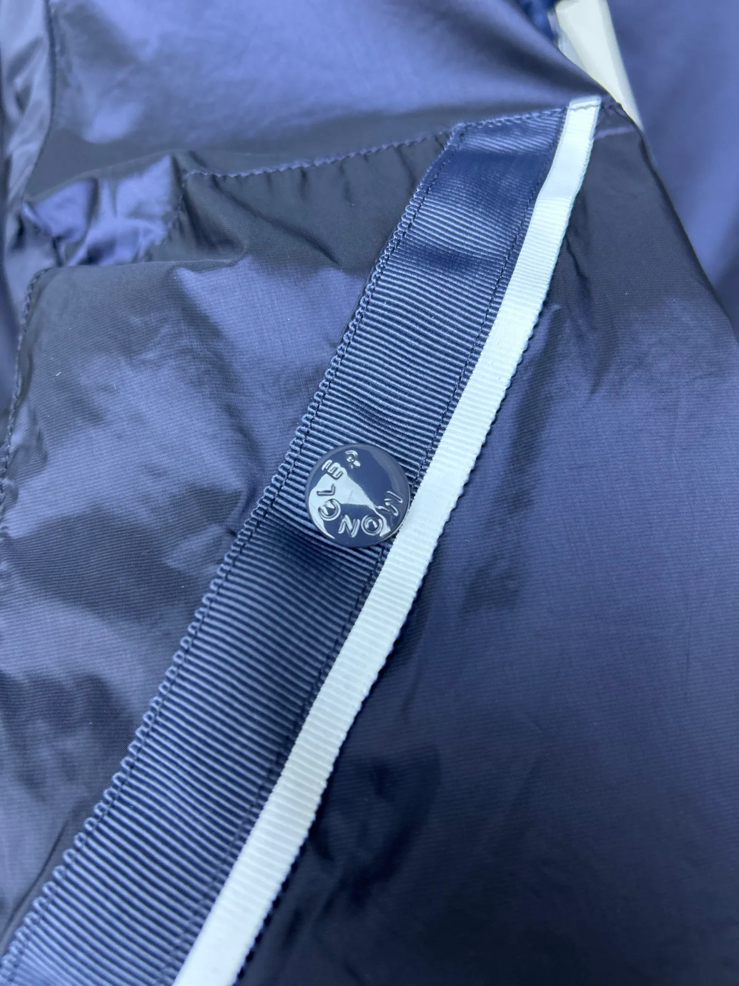 Куртки И Пуховики Женские Moncler 11862662